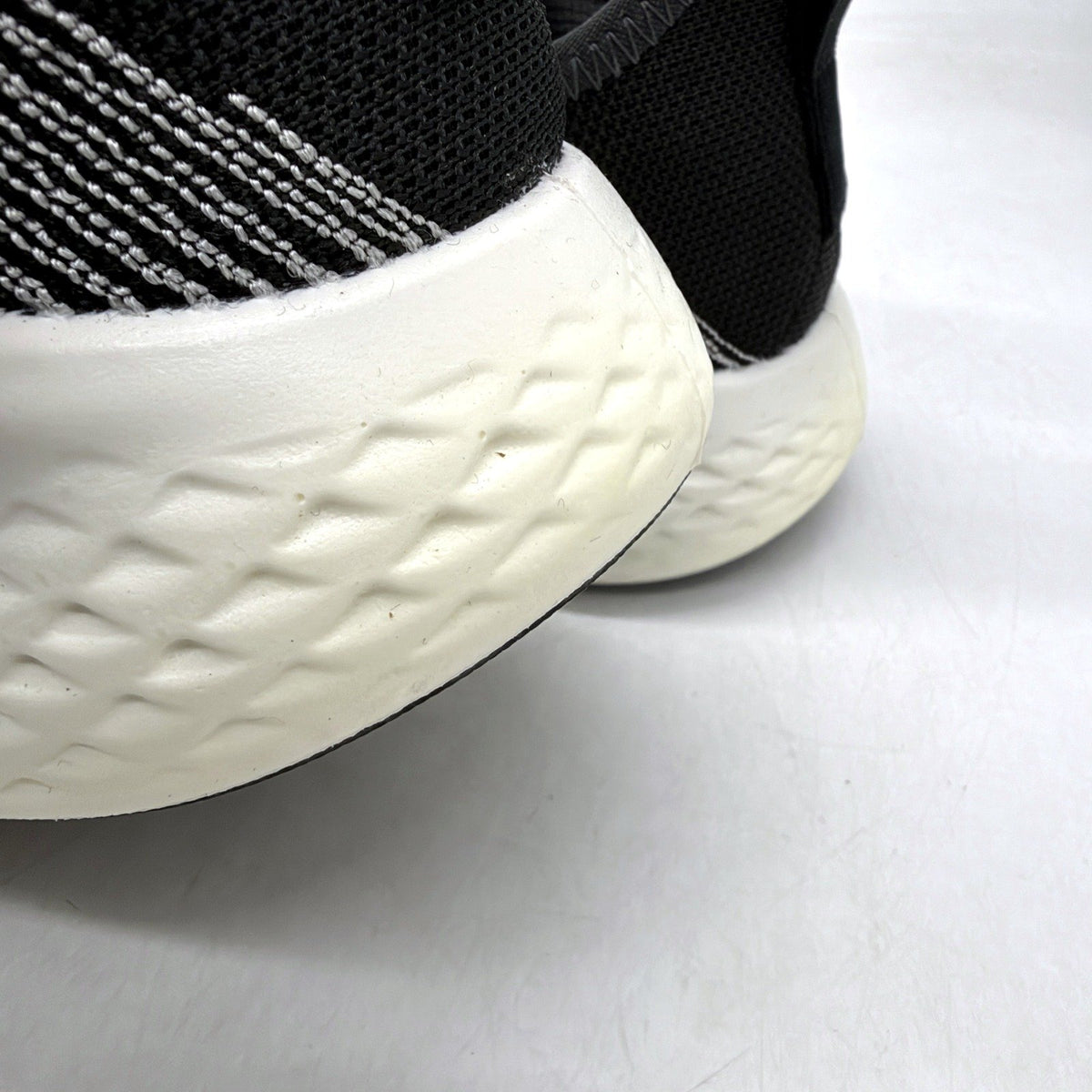 Adidas Fluidflow 2.0 Running Shoe Black White Boost Mens Size US 11.5 NEW