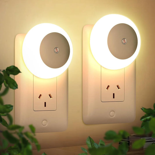 Plug-in Night Lights with Dusk to Dawn Sensor, Warm White 4 Pack NEW