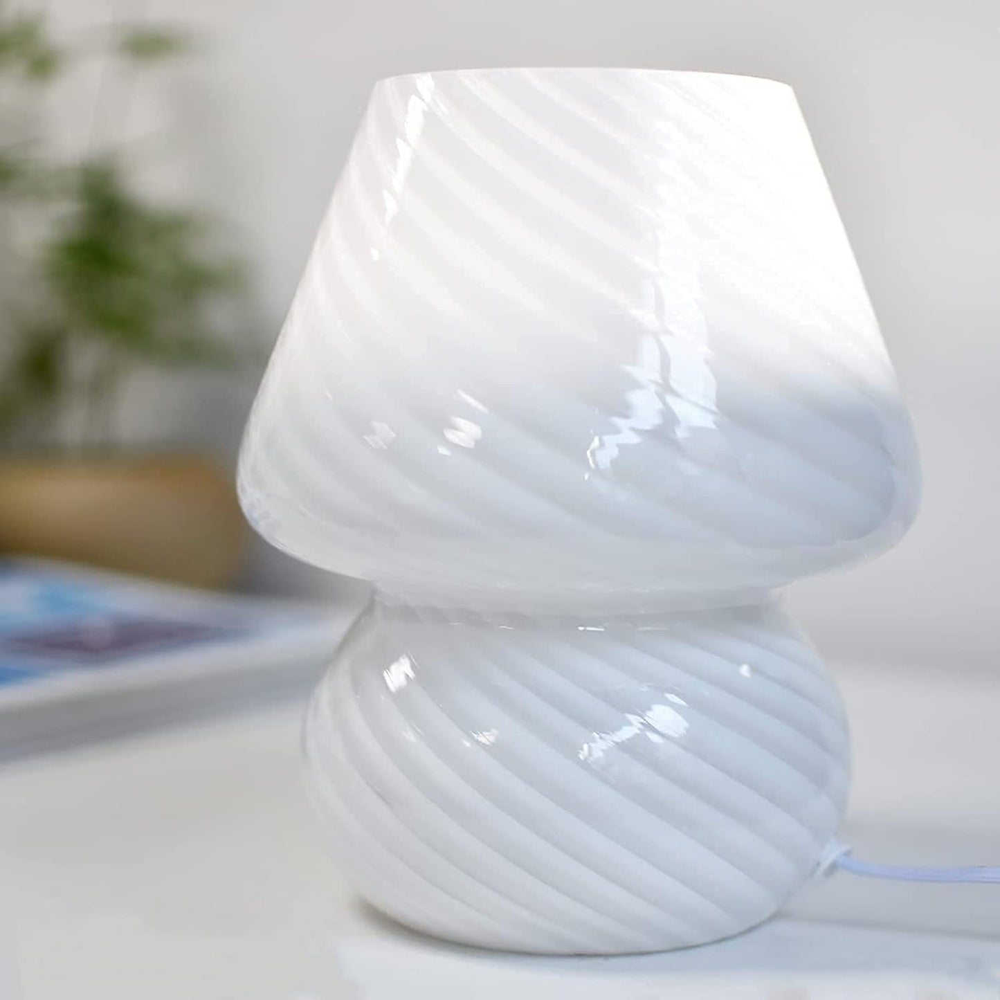 GQJC Glass Mushroom Table Lamp Aesthetic Bedside Decor Home Accent White NEW