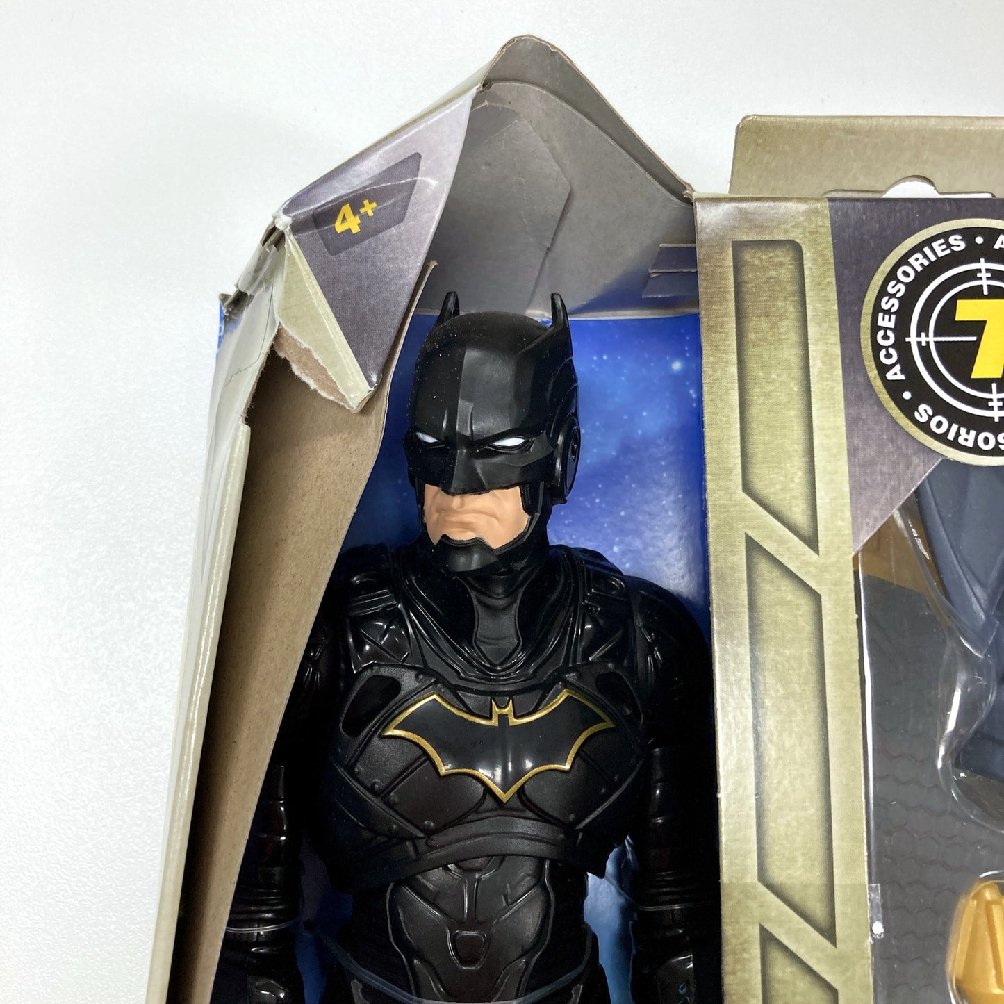 Spin Master 12-Inch Multicolor Batman Action Figure with Expandable Wings DEMO