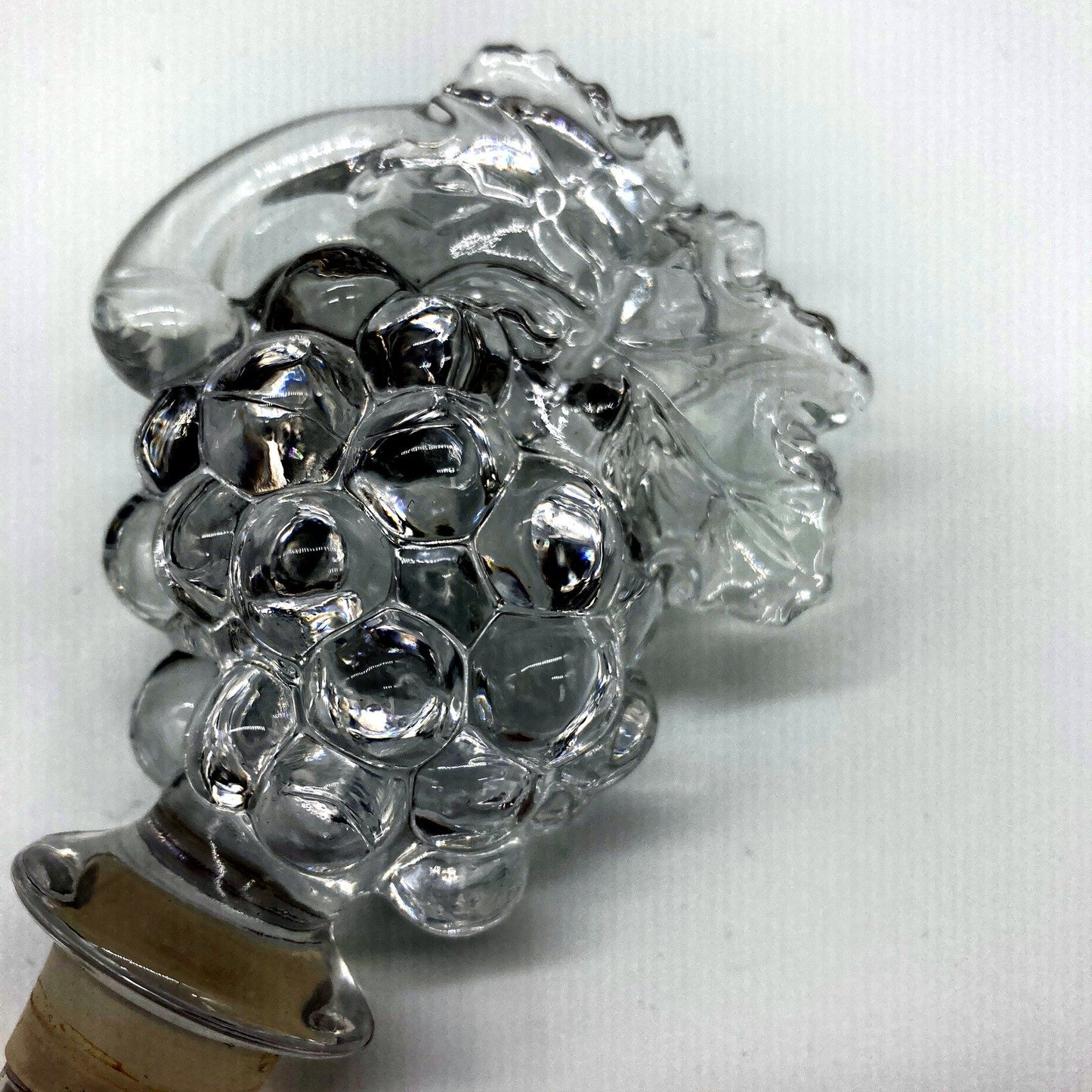 VINTAGE Mikasa Glass Bottle Stopper with Grape Cluster Design in Original Box