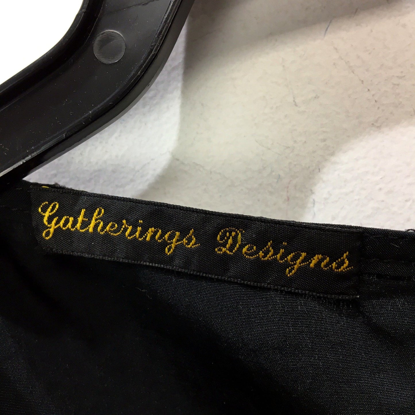 Gatherings Designs Womens Sleeveless Sleeveless Top Black Top Size 1