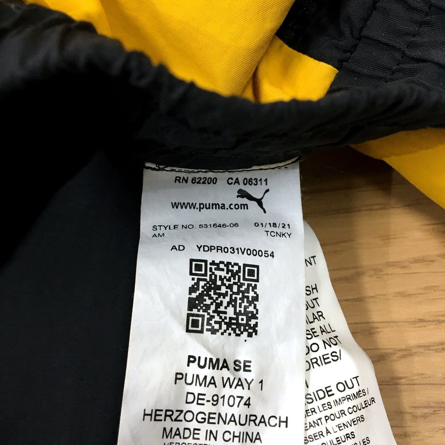 Puma Mens Reflective Sweatpants Black and Yellow with Drawstring Waist Size L