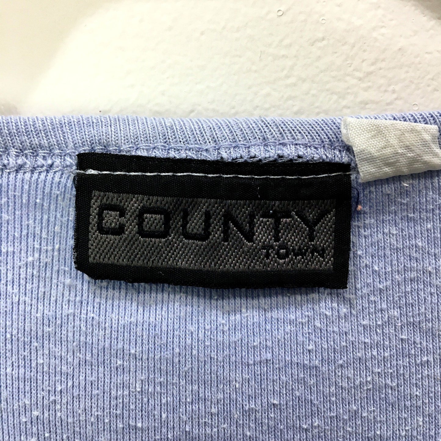 County Mens Light Blue T-Shirt Comfortable Crewneck Cotton Size Medium