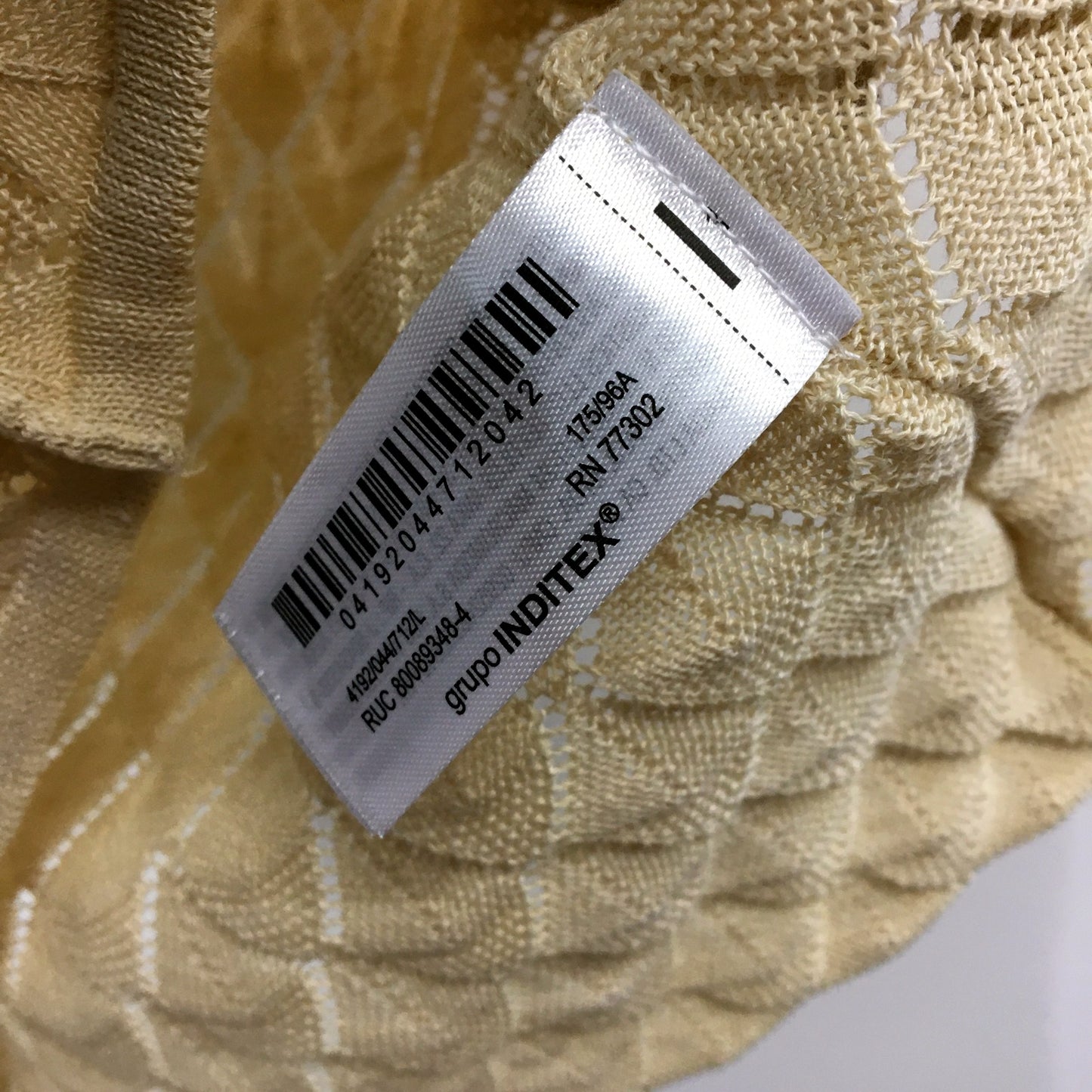 Zara Womens Beige Pullover Sweater with Scallop Pattern and Zipper - Size L