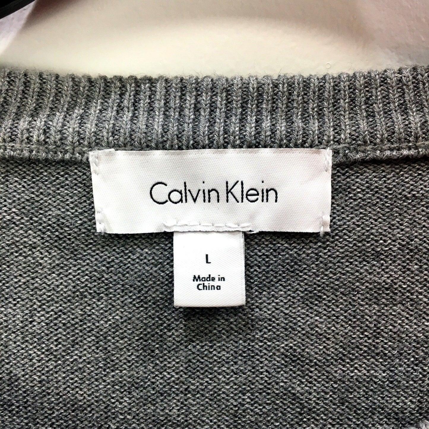 Calvin Klein Mens Colorblock Pullover Sweater in Gray & Black, Size L
