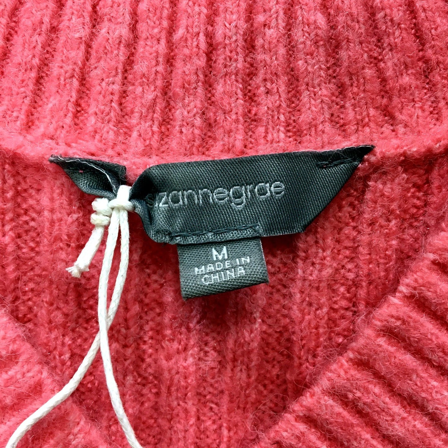 Ribbed Knit V-Neck Pullover Sweater Womens in Pink, Size M NEW