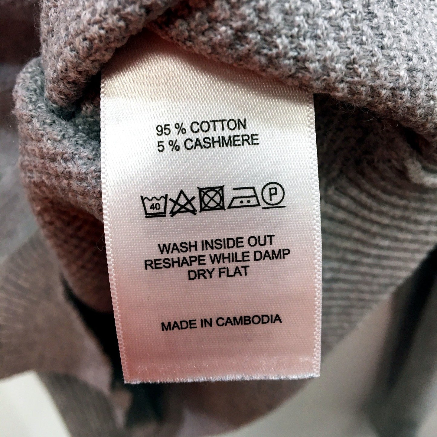 Skøvde Mens Gray Cashmere Blend Pullover Sweater - Comfortable Fit Size M