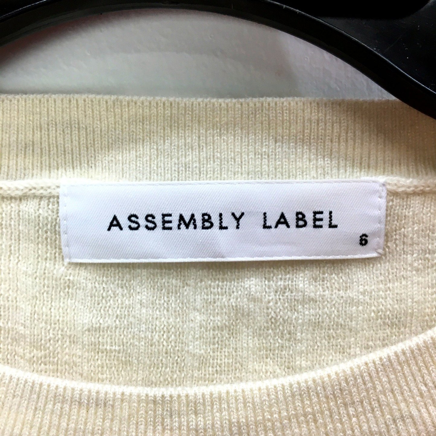 Assembly Label Womens Ribbed Knit Sweater in Cream for Size 6