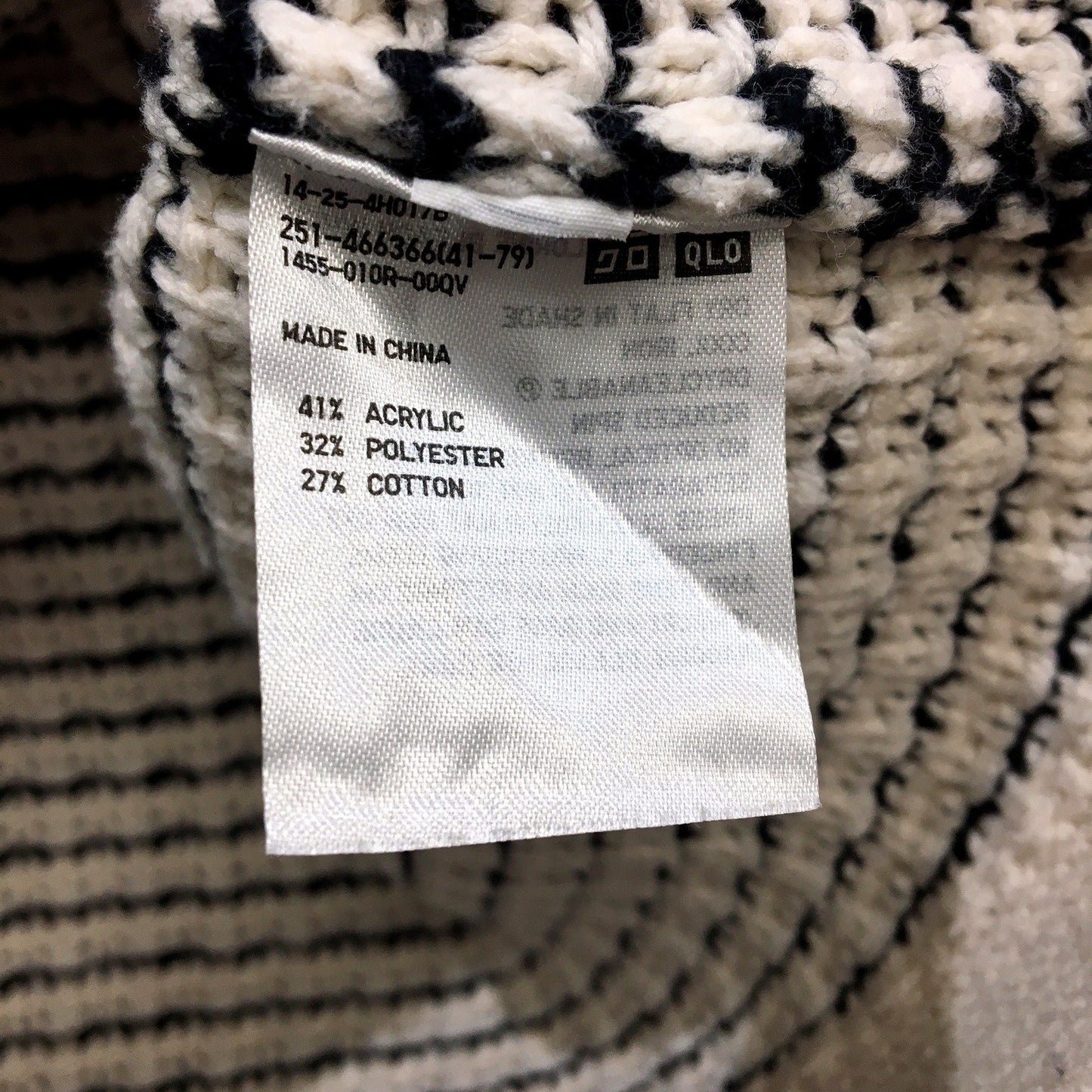 UNIQLO Womens Striped Cardigan Sweater in Black and Beige, XS Size
