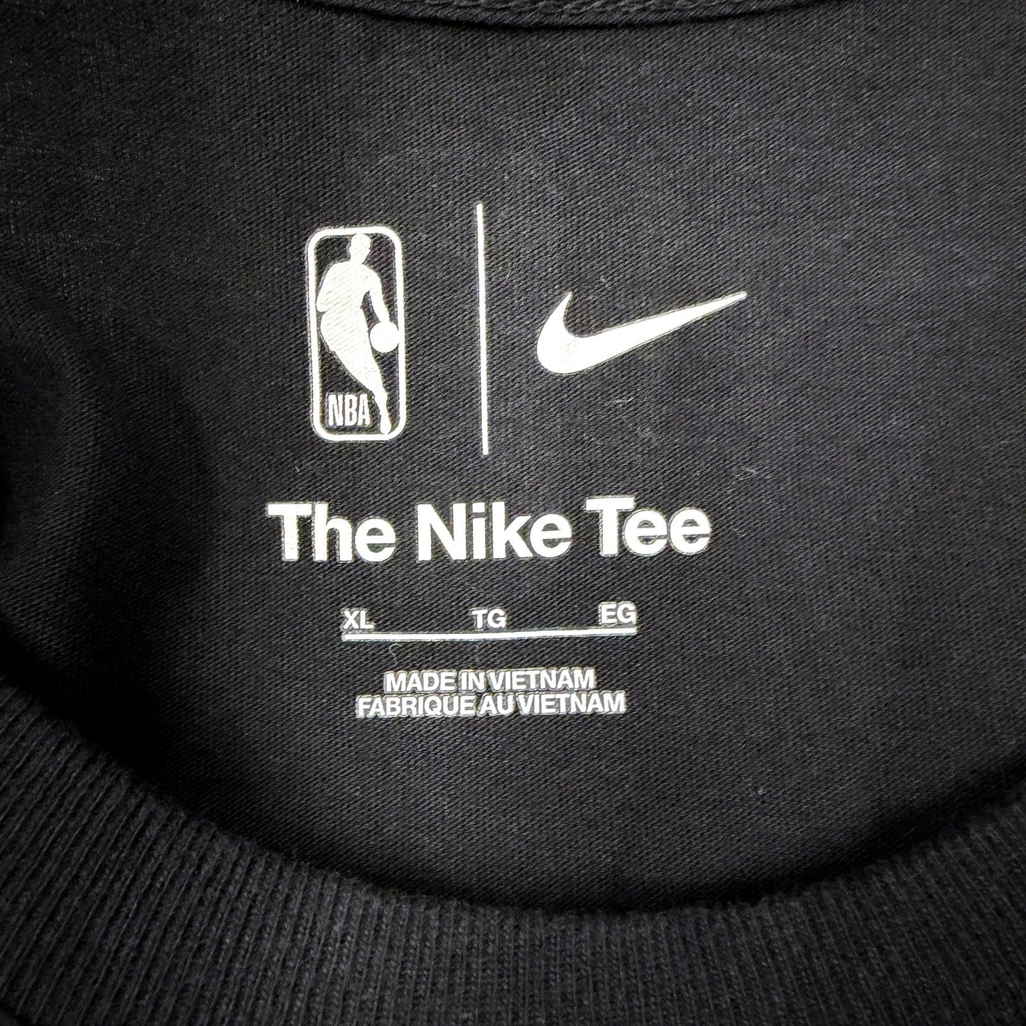 Nike Mens Breathable Black Basketball T-Shirt in Athletic Fit, Size XL