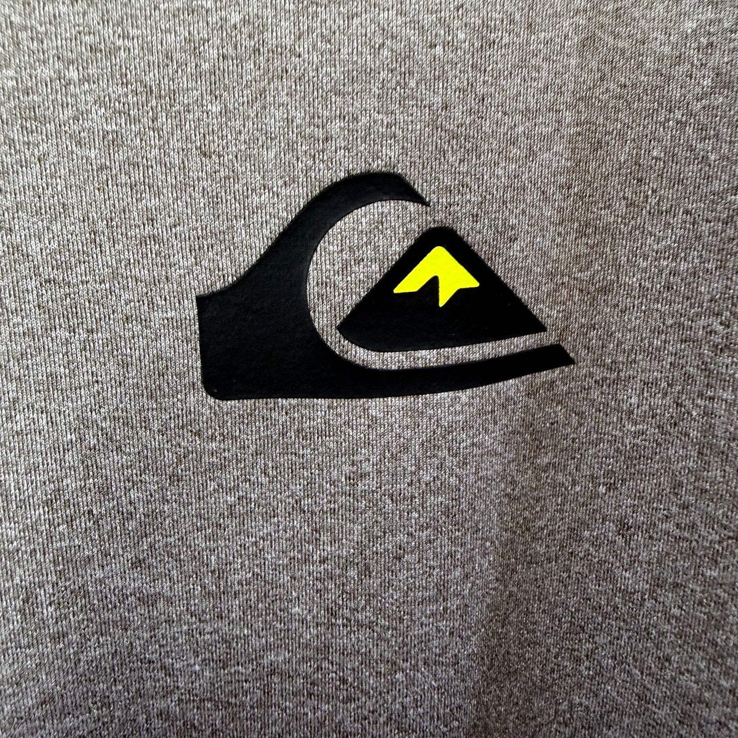 Quiksilver Mens Pullover Sweatshirt Gray Nylon Mountain Graphic Logo Size M