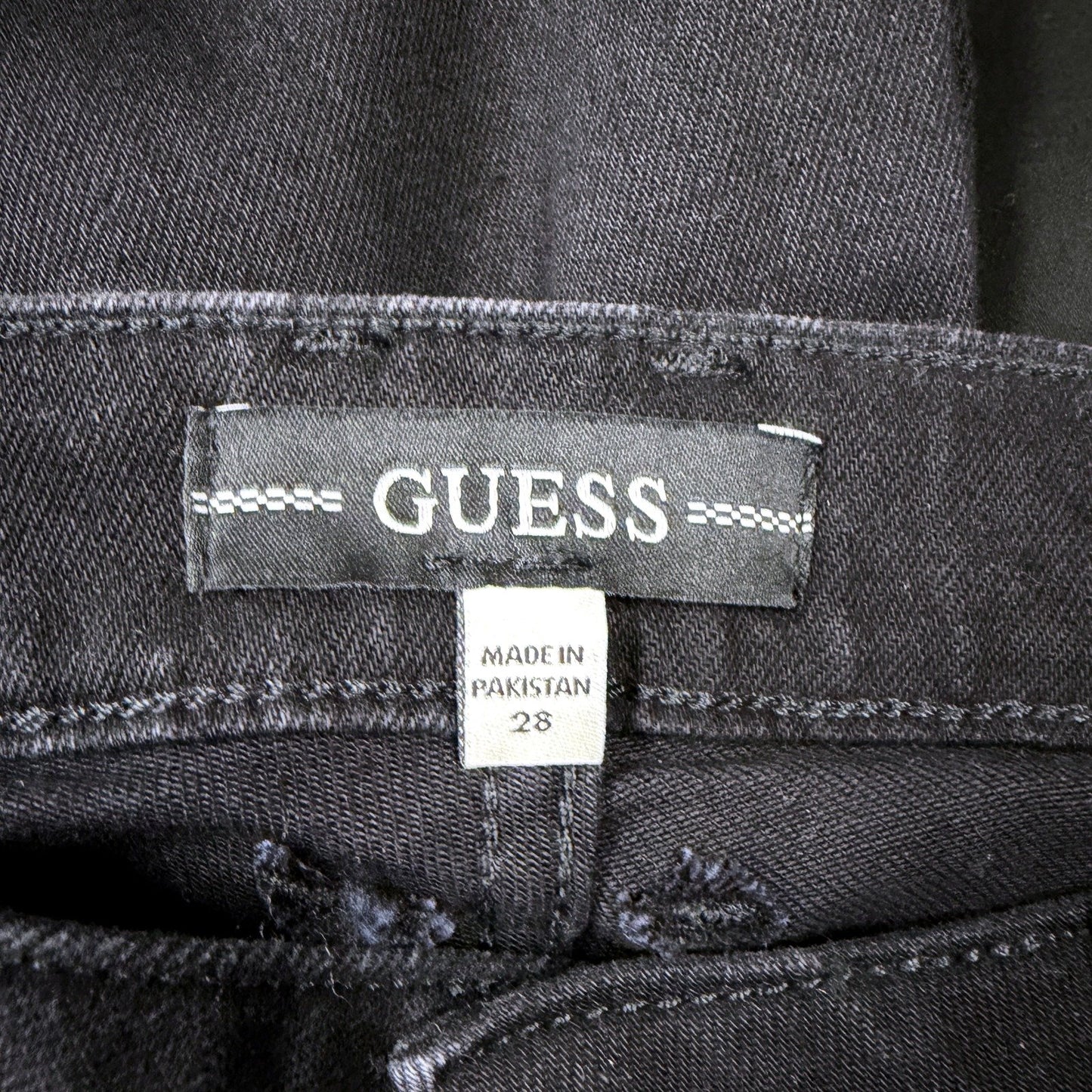 Guess Womens Skinny Mid Rise Black Jeans Size 28 NEW