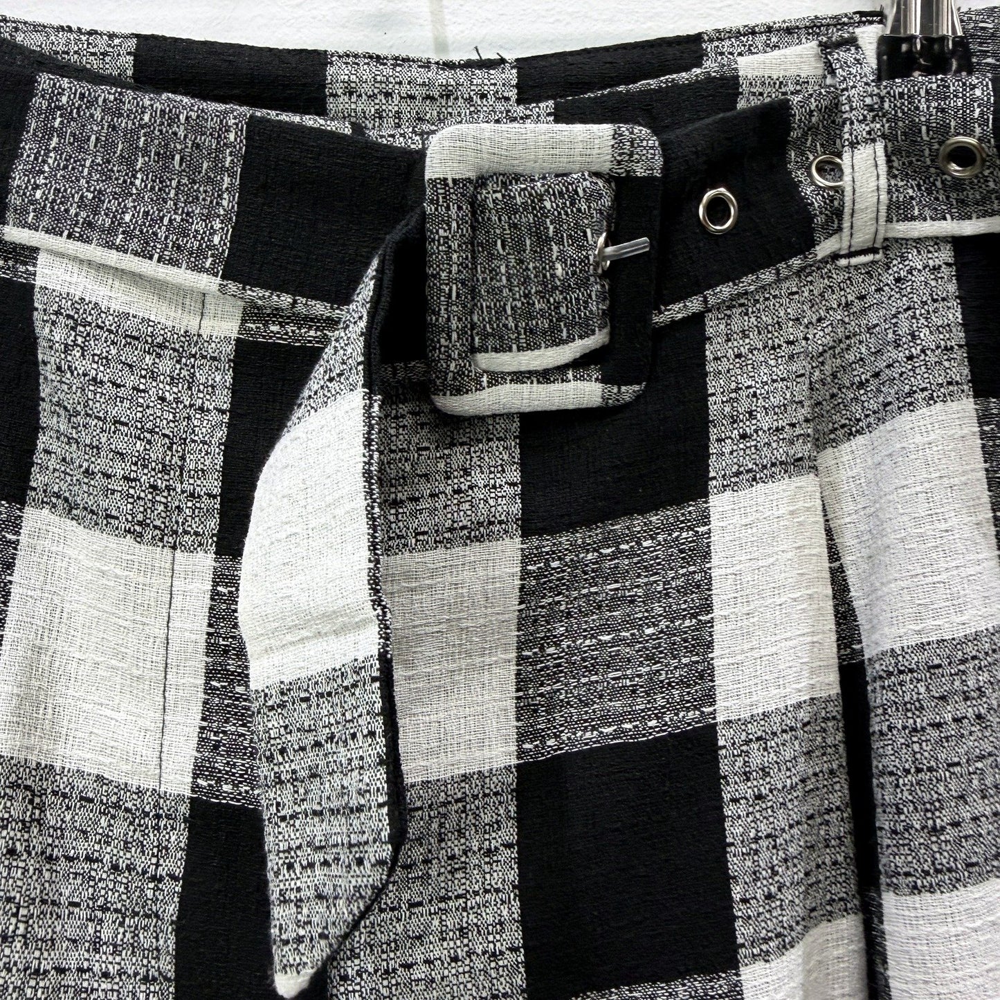 Atmos & Here Womens Plaid Pants in Black and White Checkered, Size 16