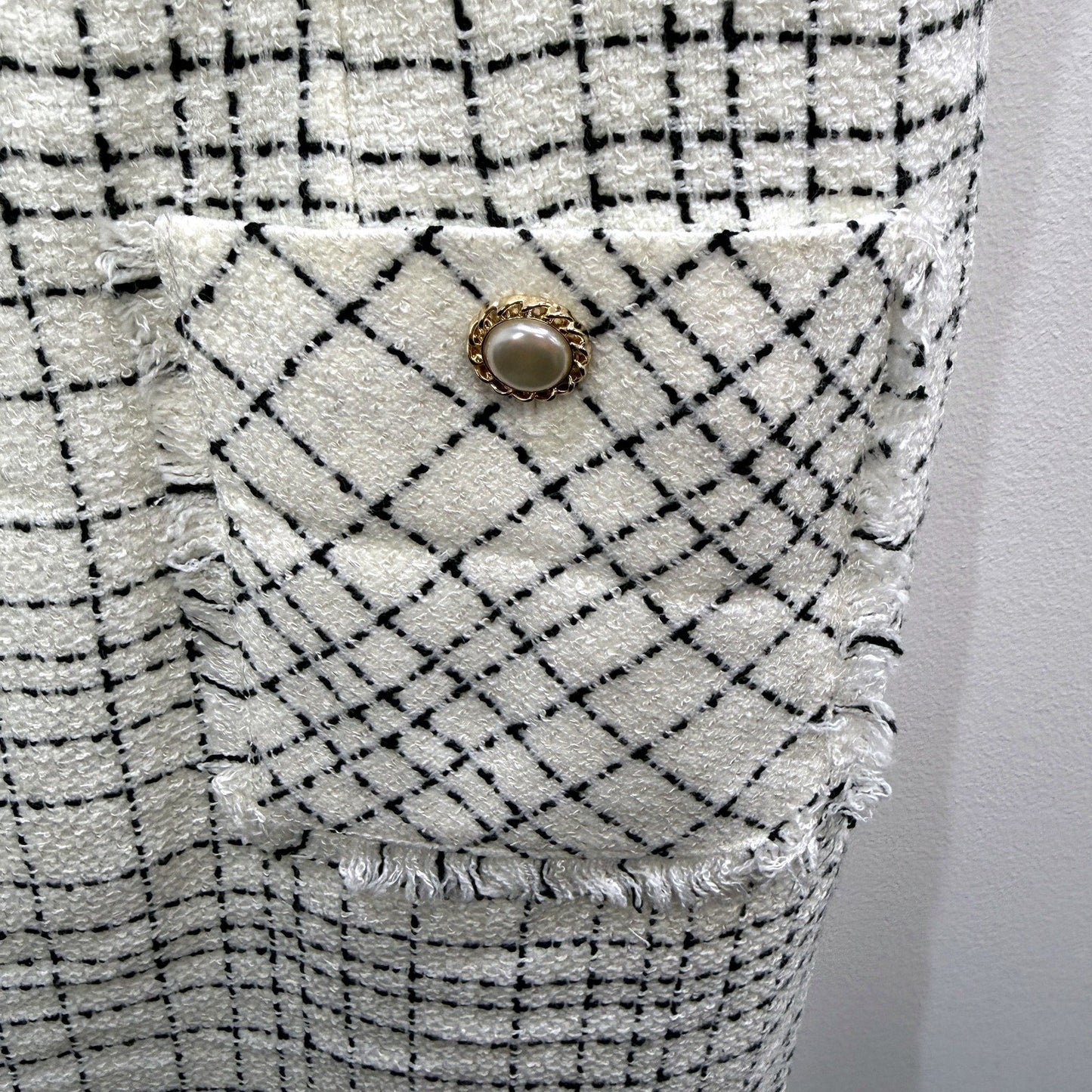 Karl Lagerfeld Womens Tweed Dress Sleeveless in White and Black, Size 6