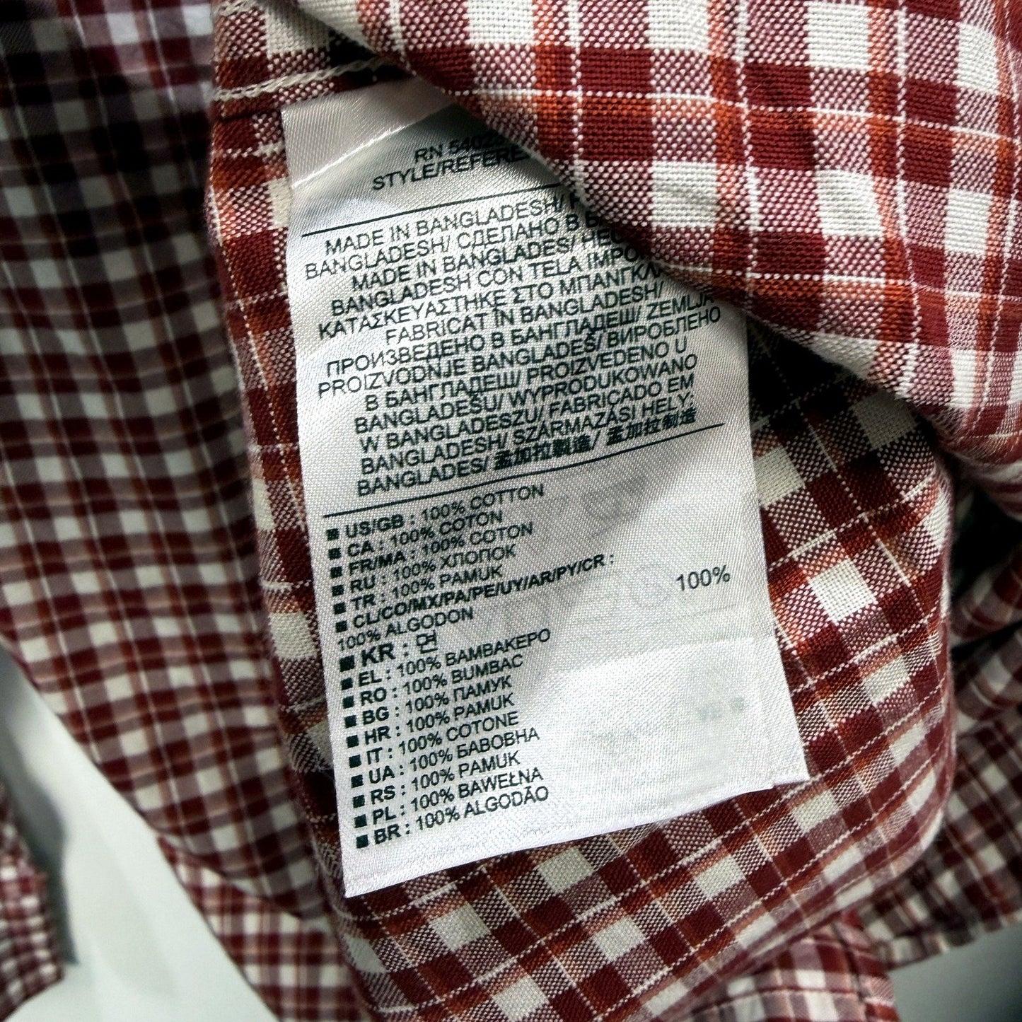 Banana Republic Mens Plaid Button-Down Shirt Red and White Long Sleeve Size L