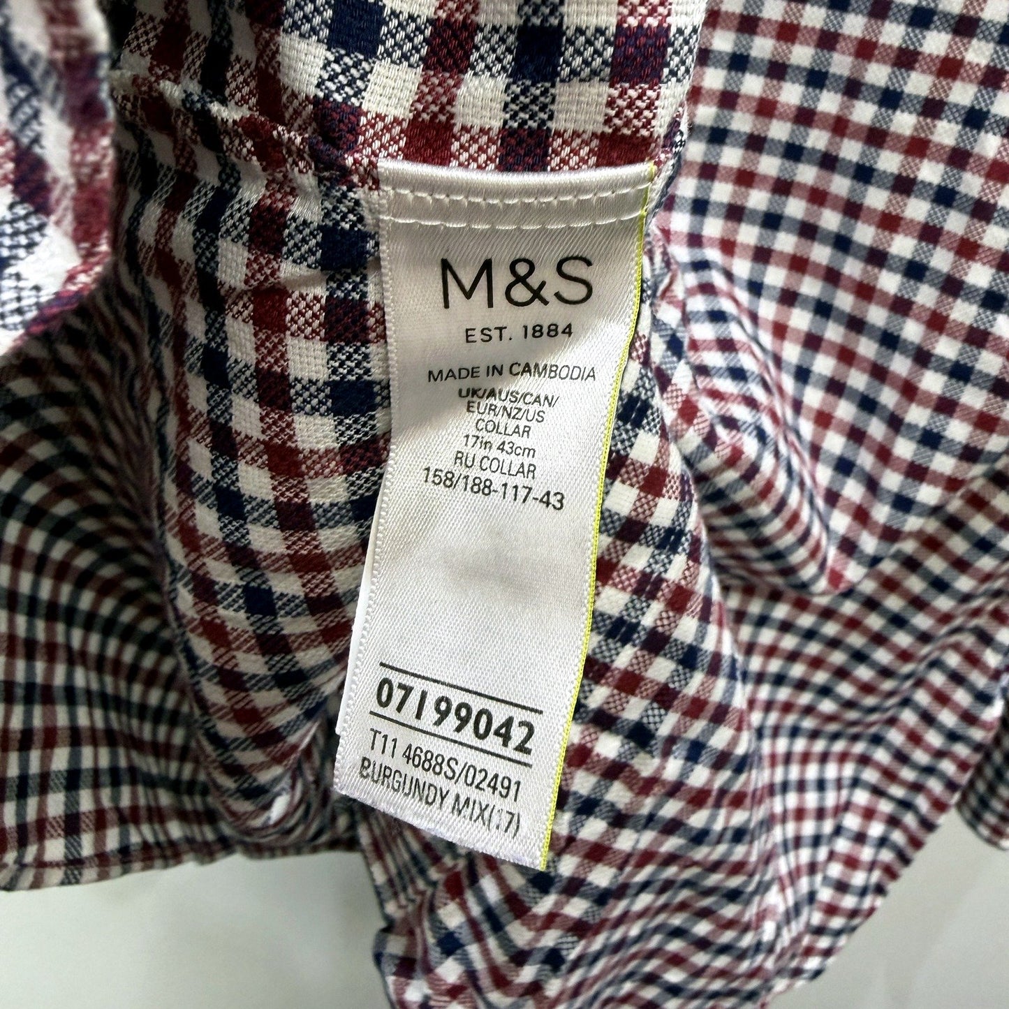 M&S Mens Plaid Button-Down Shirt Burgundy and Navy Cotton Casual Size L