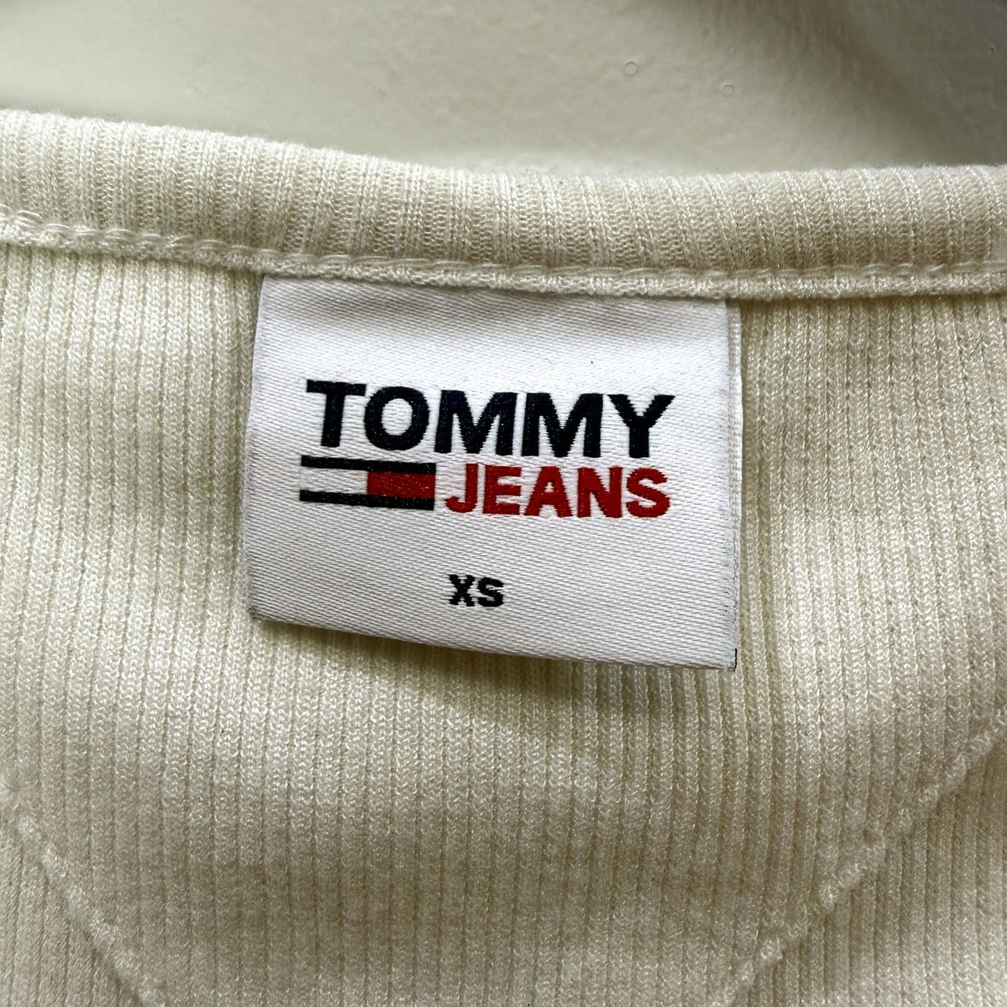 Tommy Jeans Womens Cropped Knit Longsleeve Pullover Sweatshirt Beige Size XS