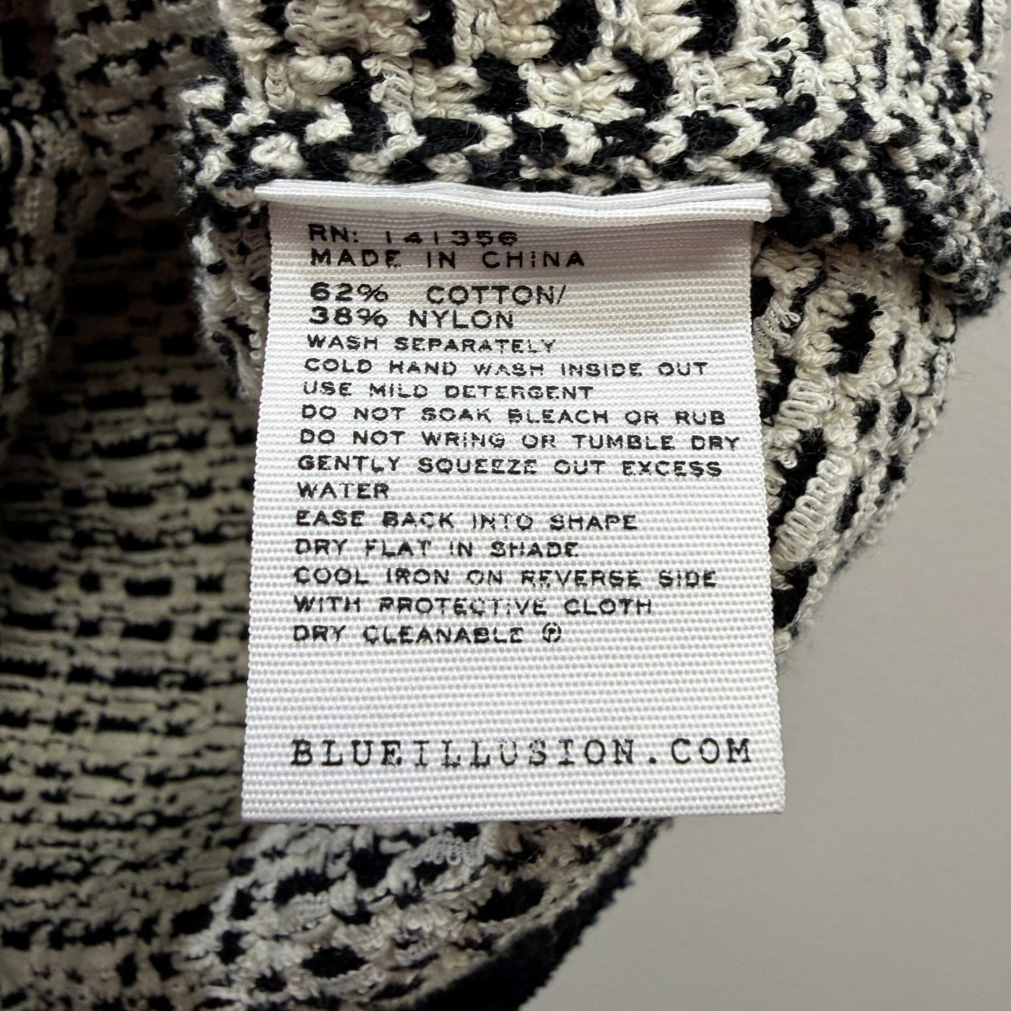 Blue Illusion Womens Knit Vest Patterned Button Front Black and White Size S