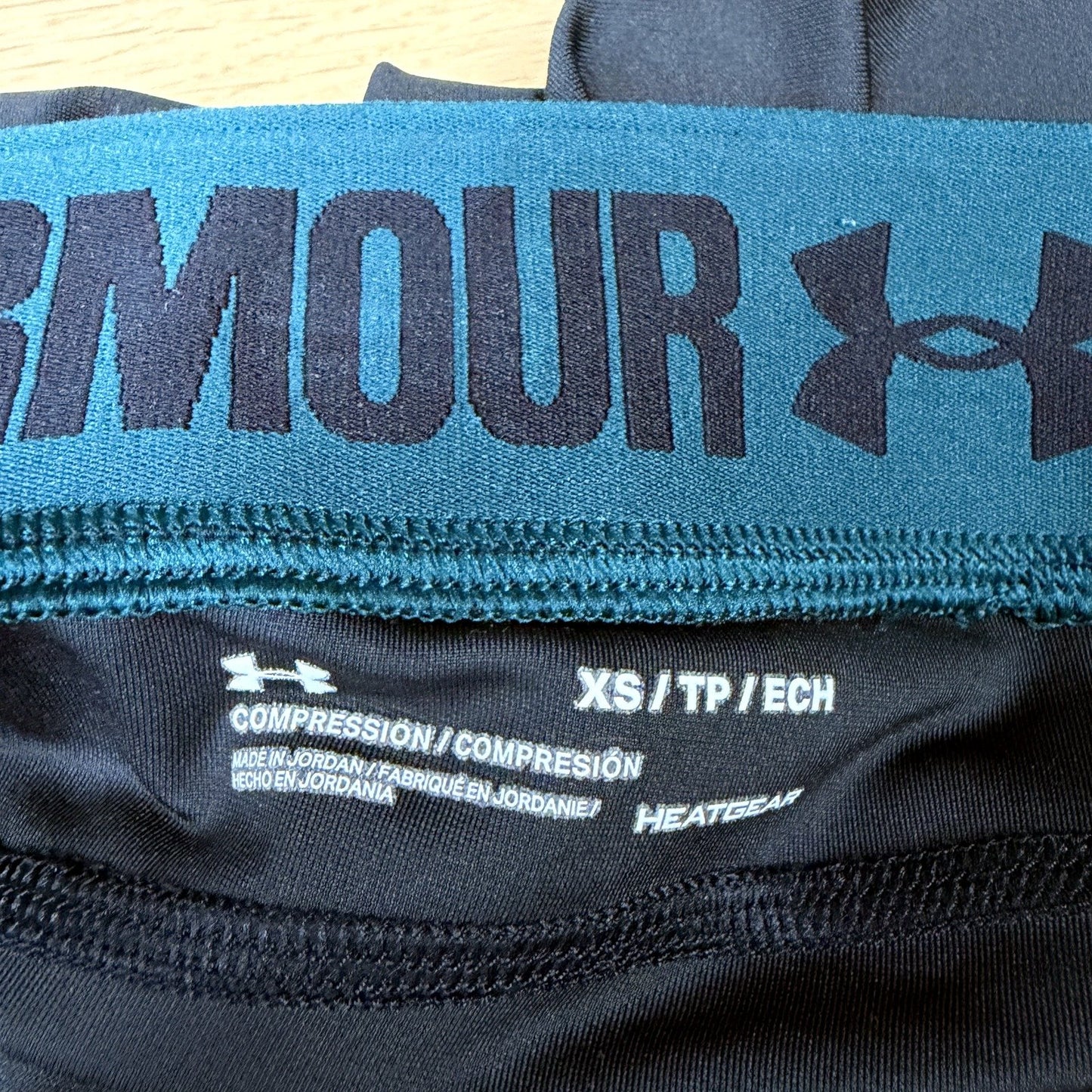 Under Armour Womens Compression Leggings Black with Neon Green Accents Size XS