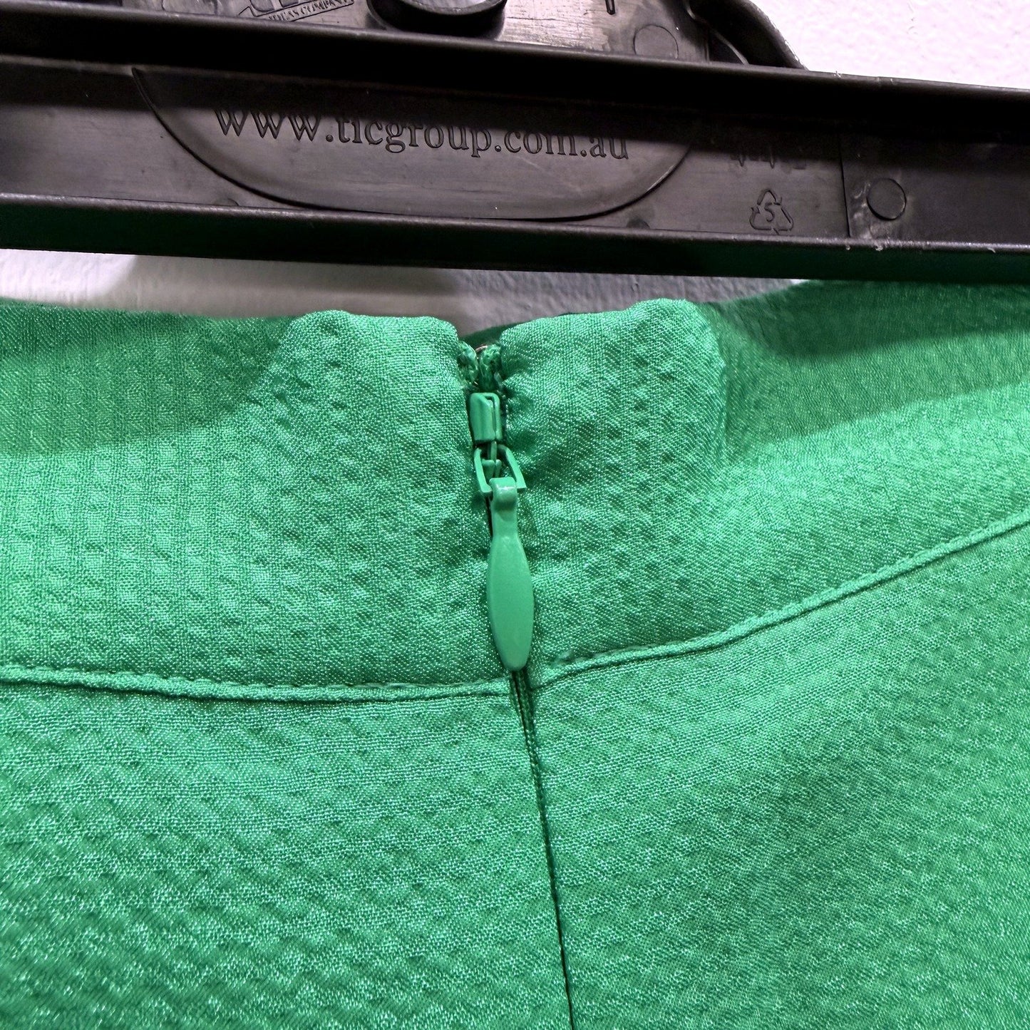 Portmans Womens Green Pleated Skirt Casual Feminine Comfortable Size 14 NEW