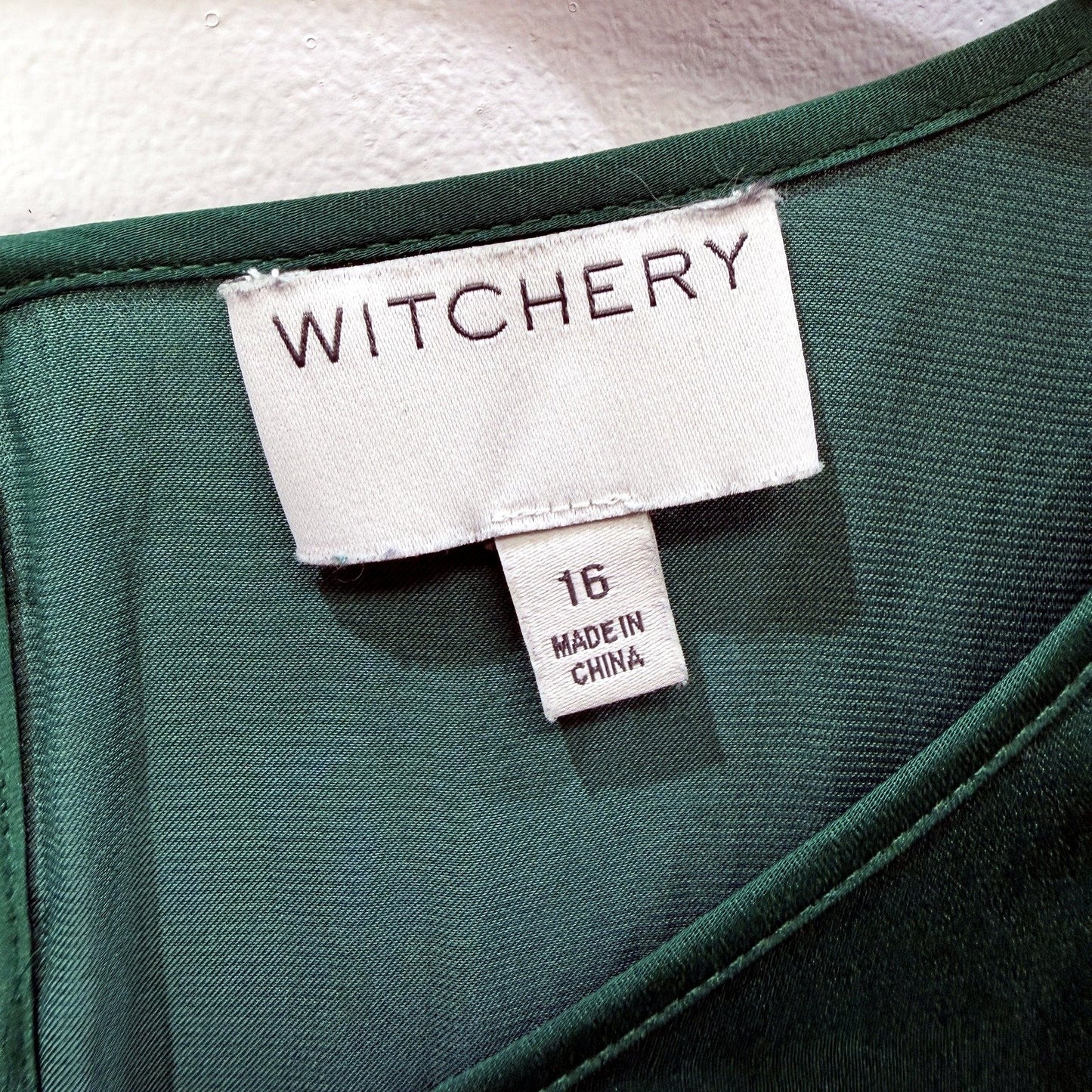 Witchery Womens Pleated Green Midi Dress with Long Sleeves and Buttons Size 16