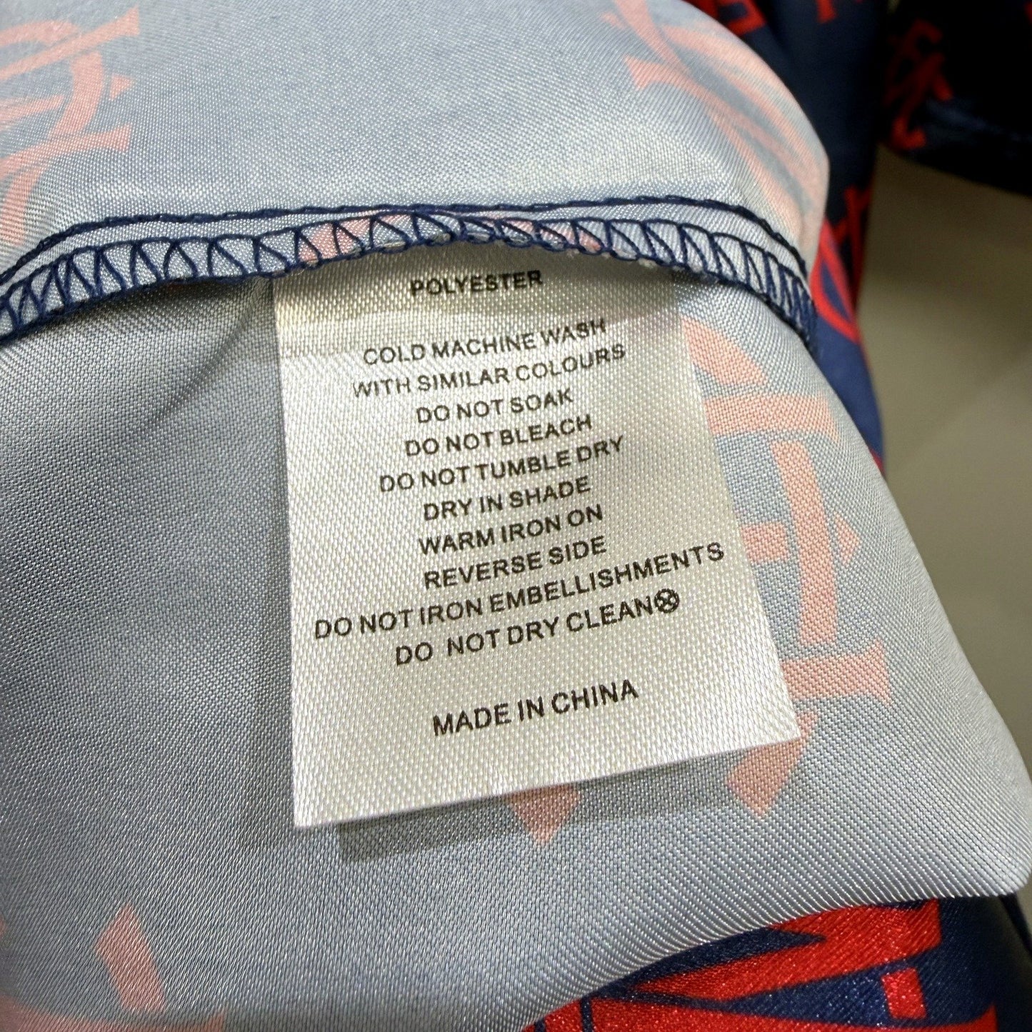 AFL Mens Navy Blue and Red Dressing Robe Loungewear, Large/X-Large Size L/XL