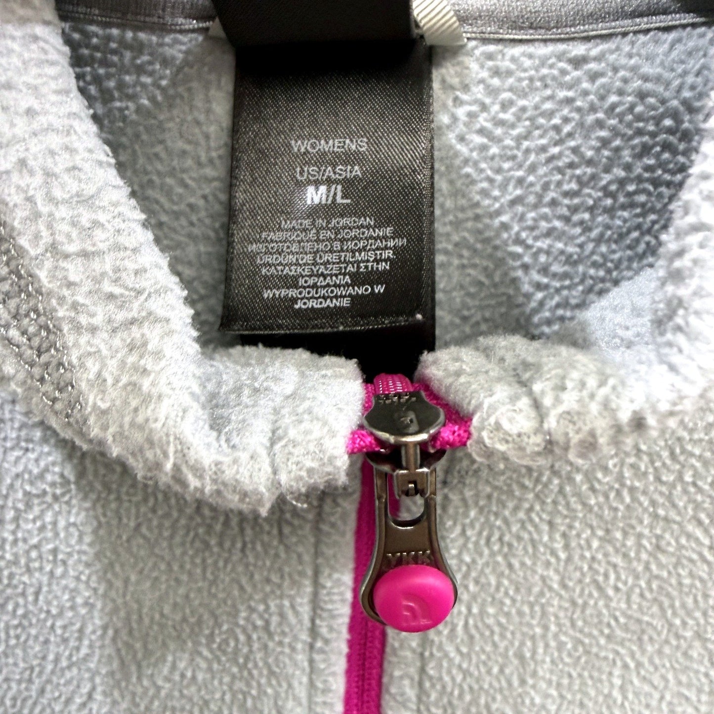 The North Face Womens Pullover Fleece Jacket in Gray, Size M