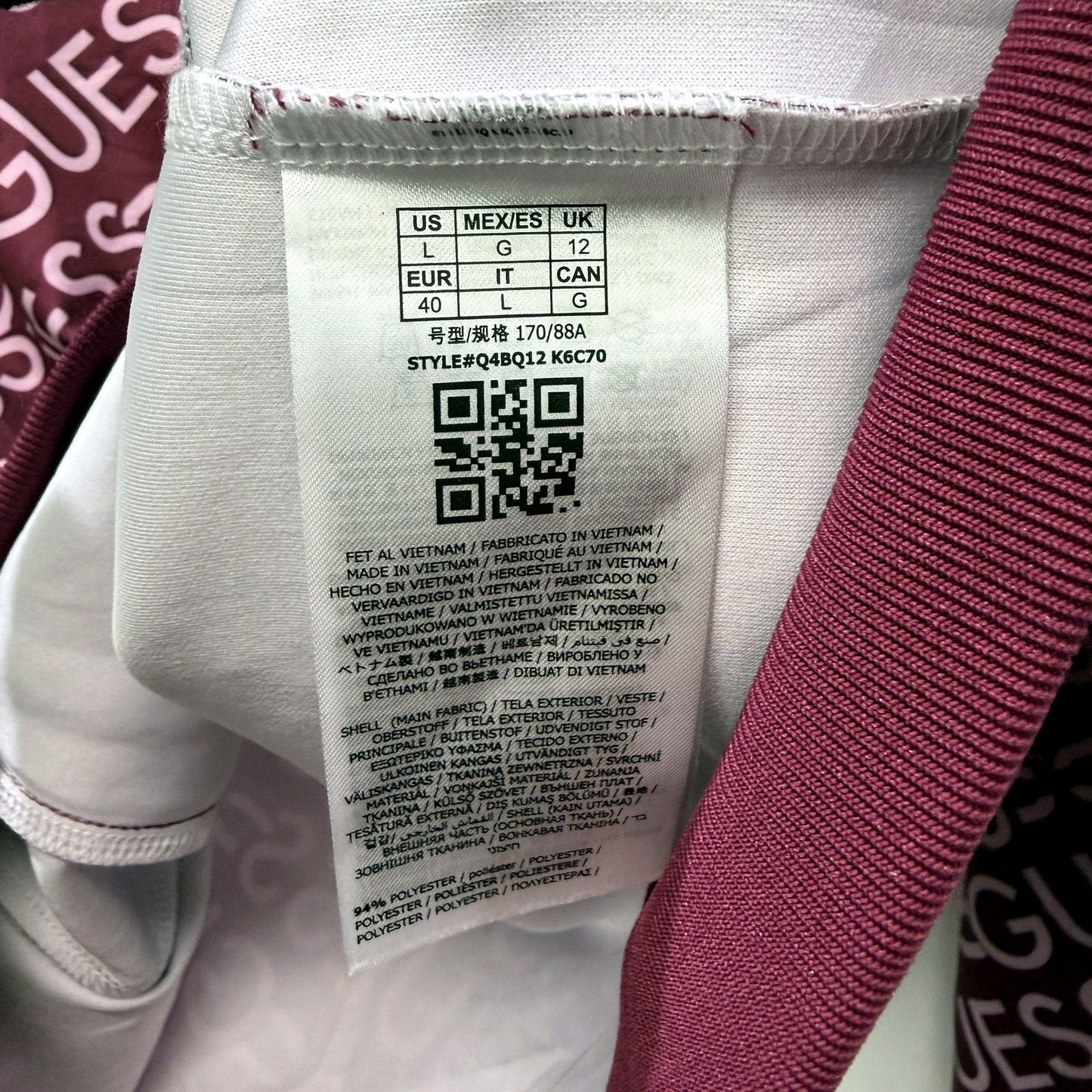 Guess Womens Zipped Jacket Burgundy Pullover Sweatshirt Logo Print Size 12 NEW