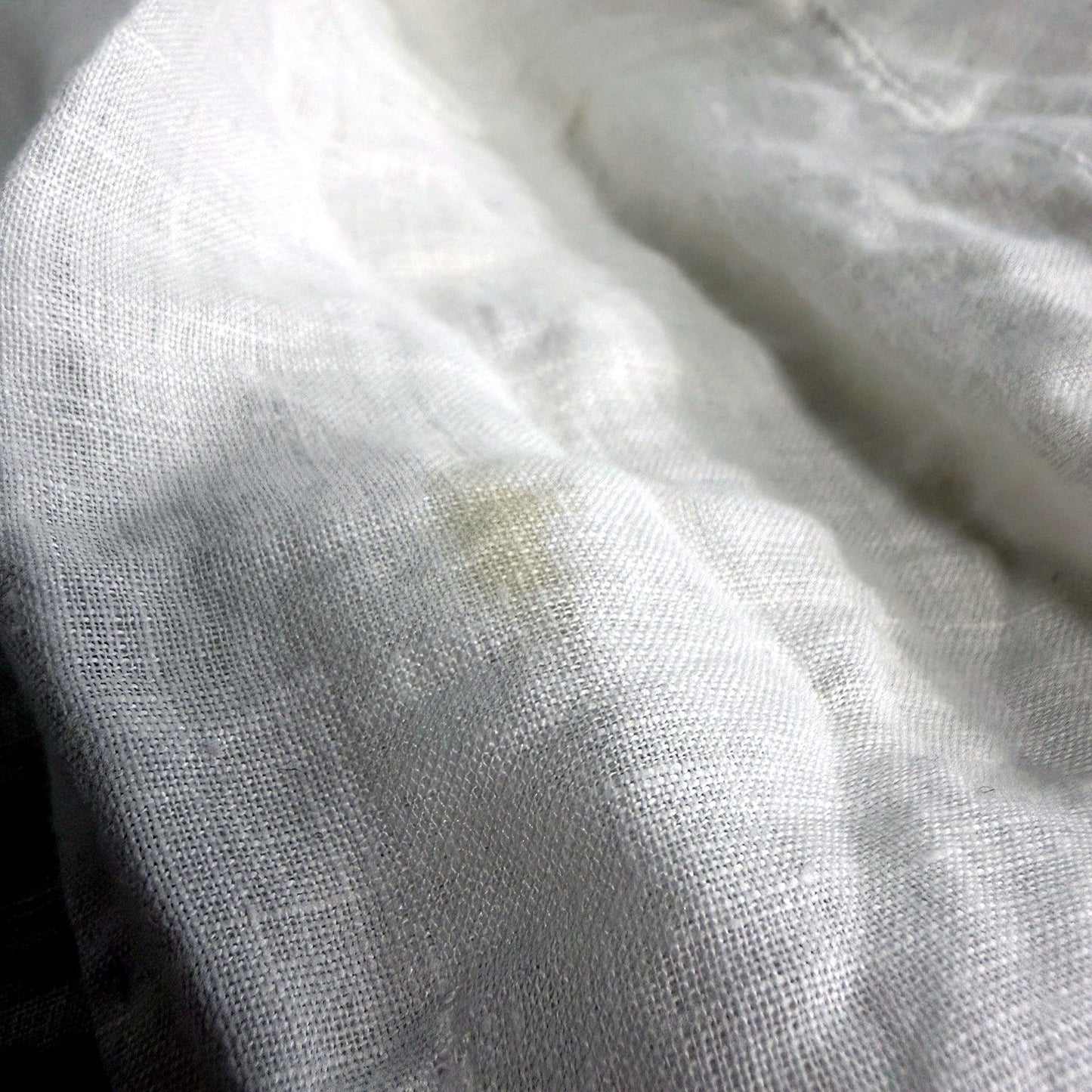 Cue Womens Linen Button-Down Shirt - Long Sleeve, Off White, Size 10