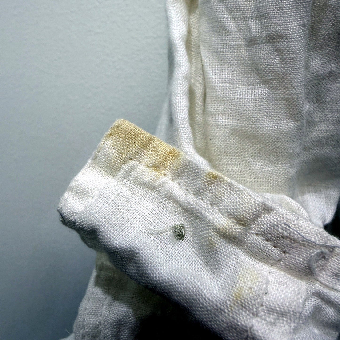 Cue Womens Linen Button-Down Shirt - Long Sleeve, Off White, Size 10