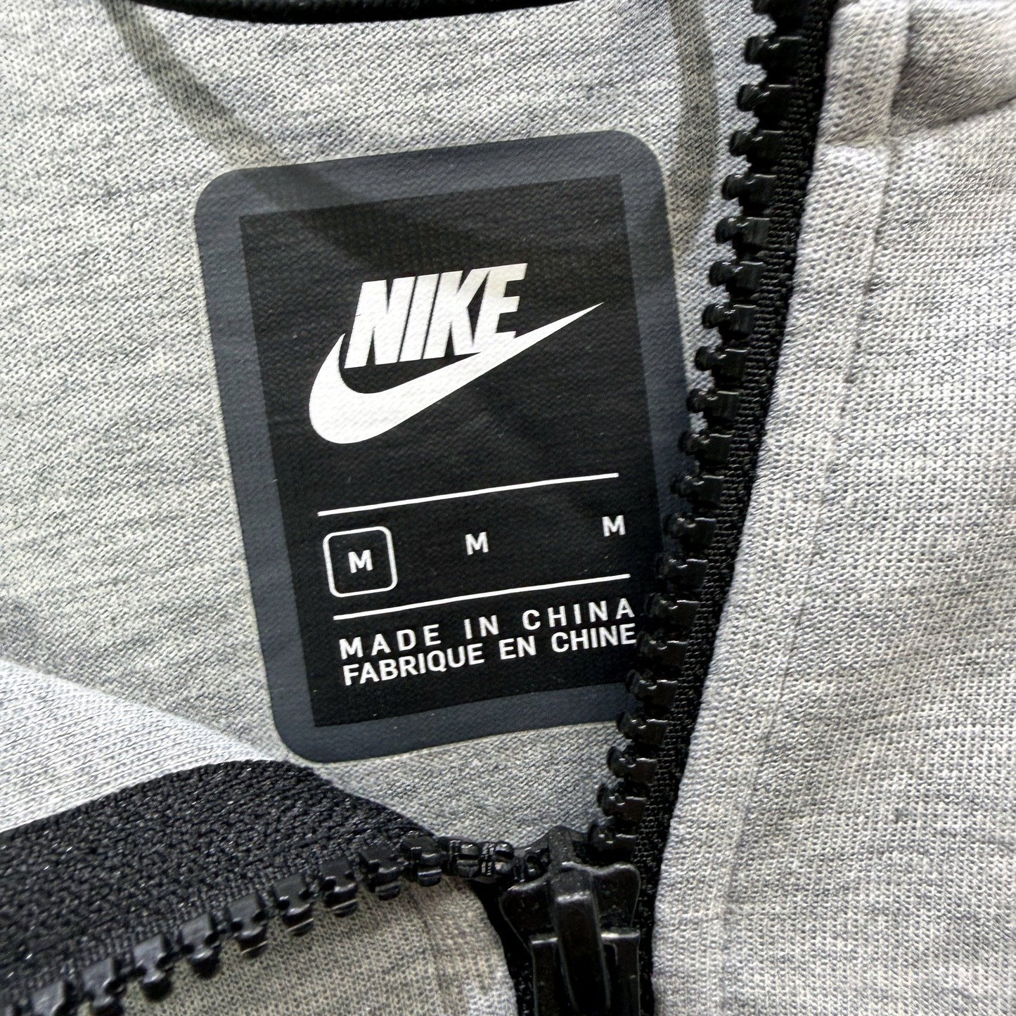 Nike Mens Gray Zip-Up Hoodie Pullover Sweatshirt, Size M, Casual Athleisure