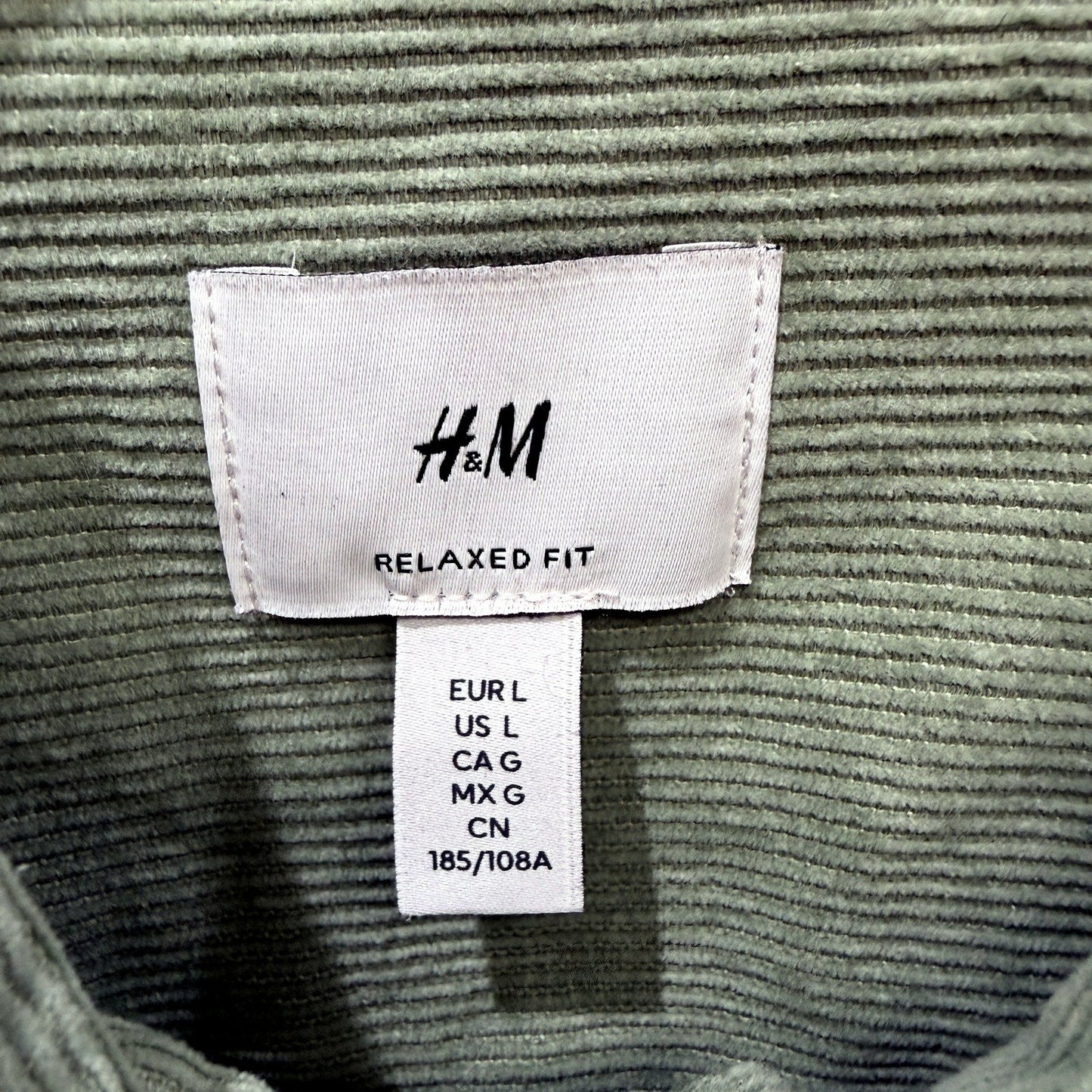 H&M Mens Relaxed Fit Sage Green Corduroy Shirt in Large Size