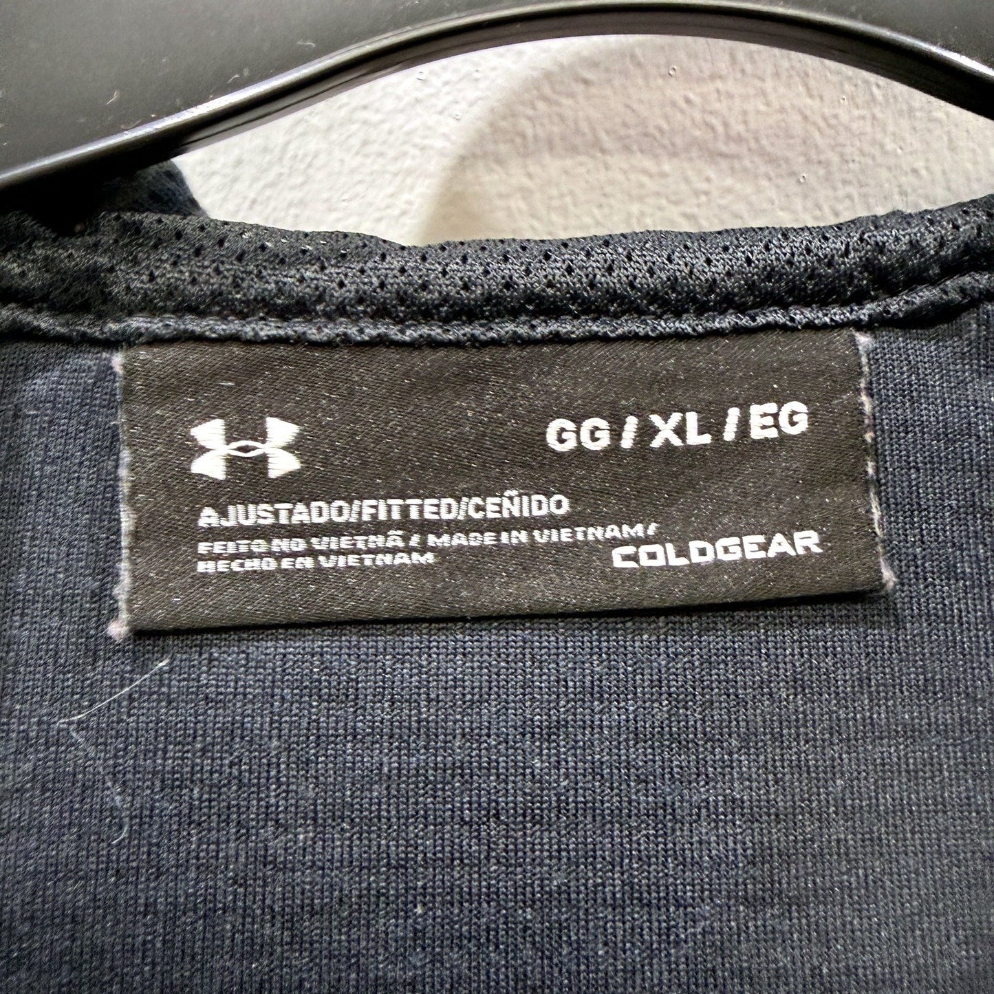 Under Armour Mens Pullover Hoodie Black Activewear Athletic Sweatshirt Size XL