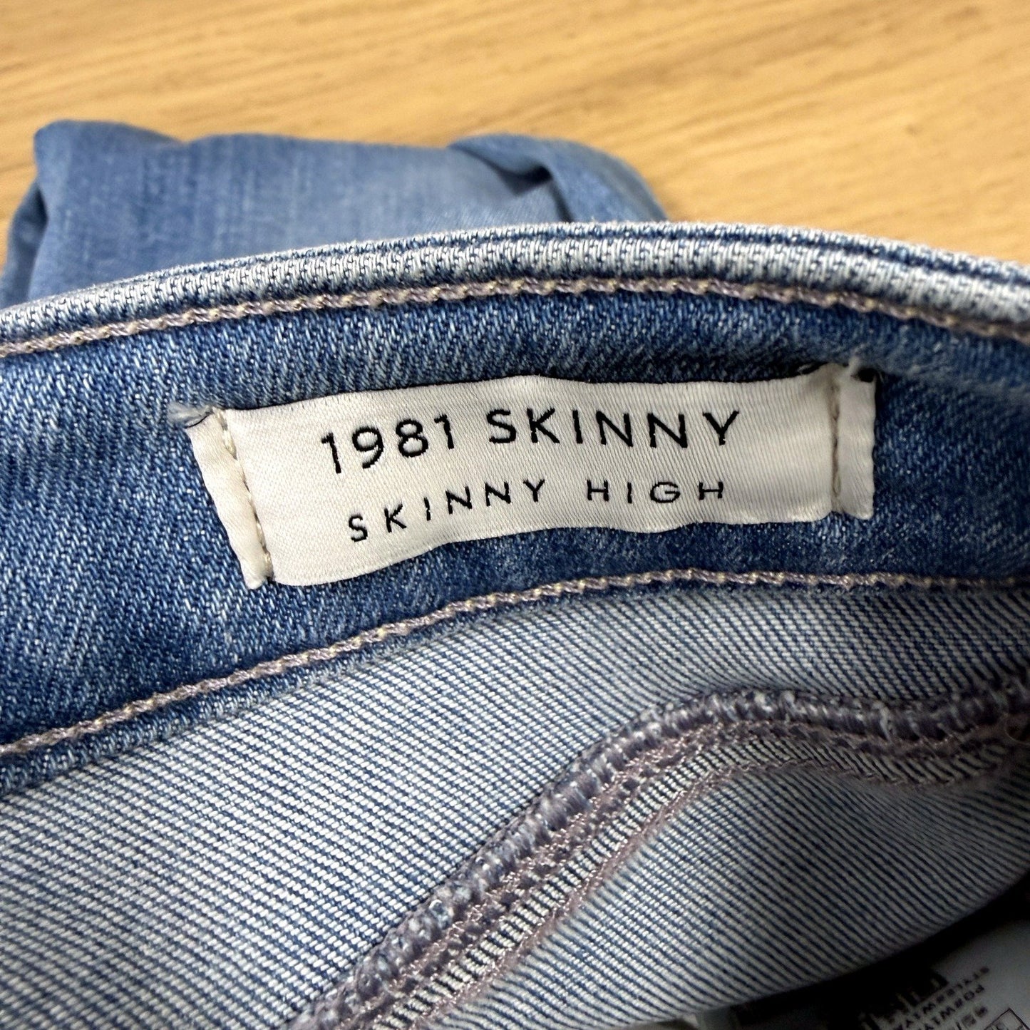 Guess Womens 1981 Skinny High Rise Dark Blue Jeans T25 x L31 NEW