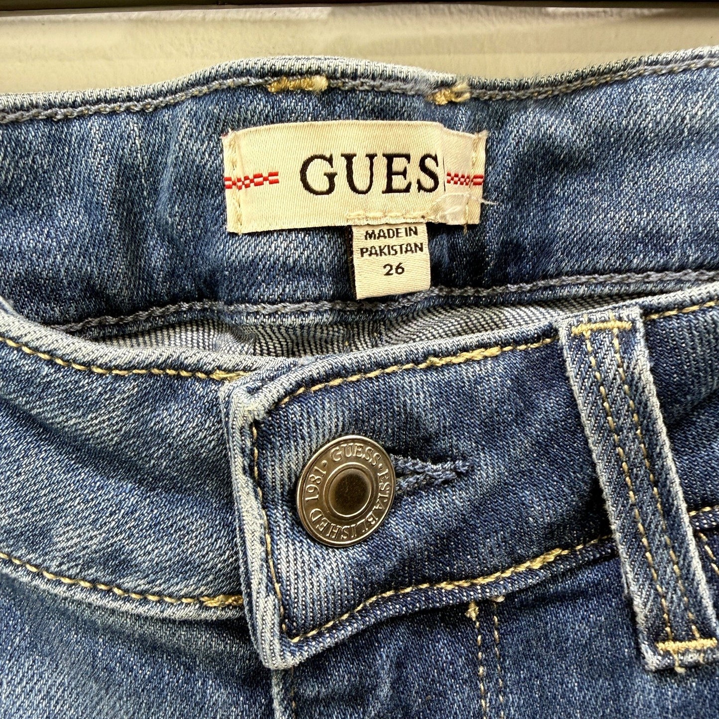 Guess Womens Skinny Mid Rise Dark Blue Denim Jeans Size 26 NEW