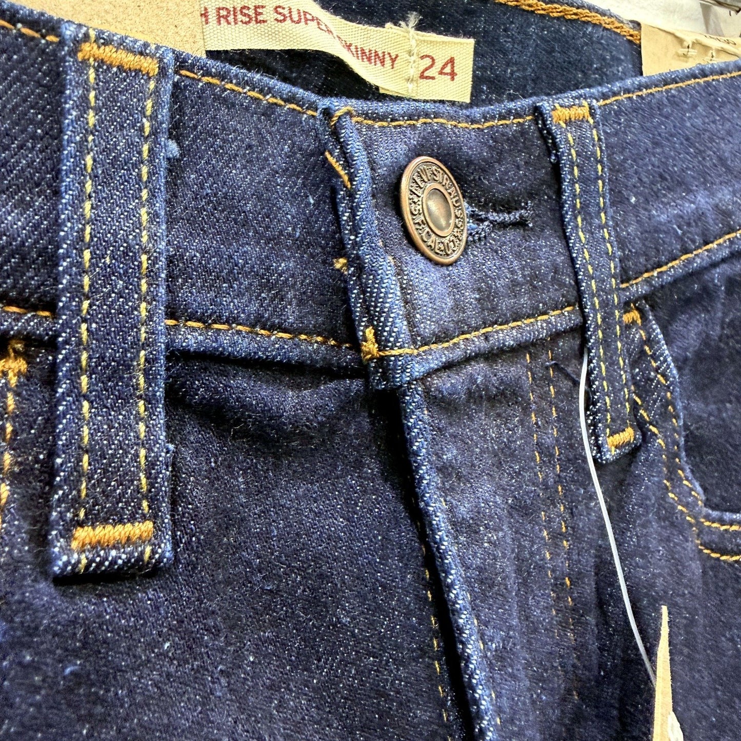 Levi's Womens 720 High-Rise Super Skinny Jeans Dark Indigo Size 24 x 30 NEW