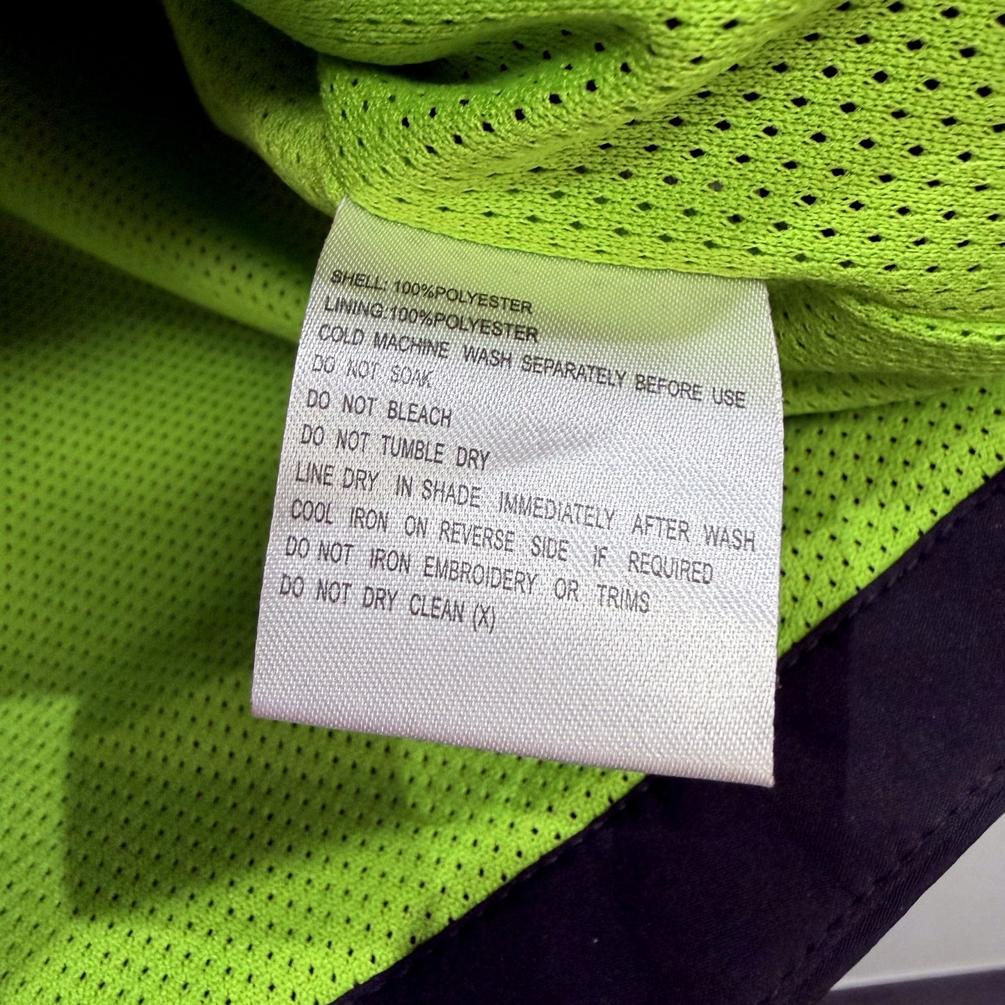Holden Womens Zip Up Jacket in Black and Neon Green, Size 10