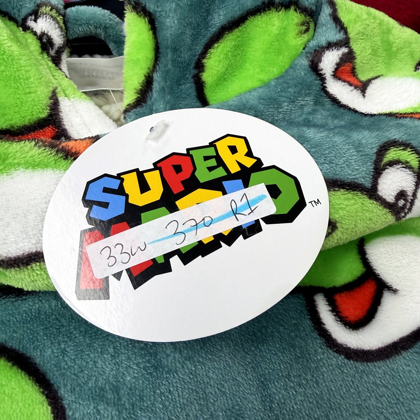 Kids' Super Mario Yoshi Pullover Fleece Hoodie in Multi Color & Size M NEW