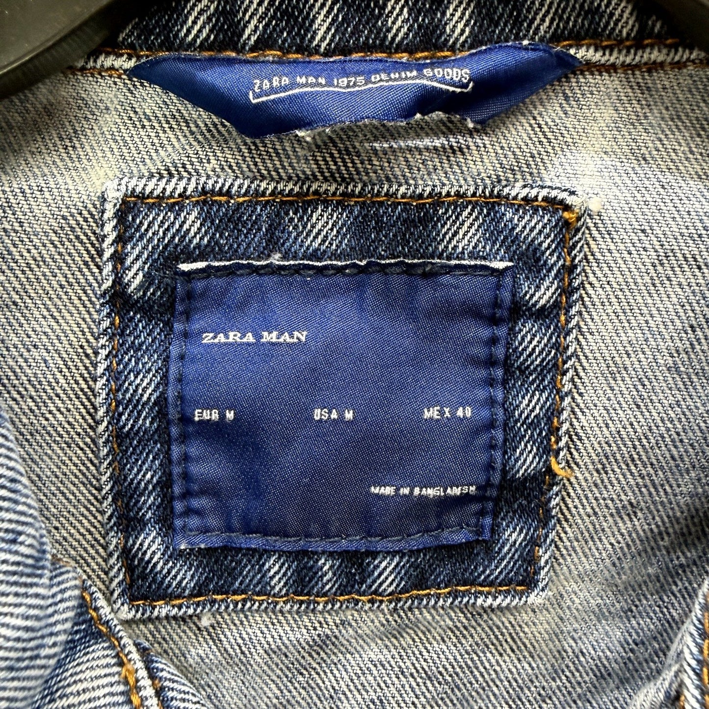 Zara Mens Distressed Blue Denim Jacket - Vintage 1975 Style Goods Size M