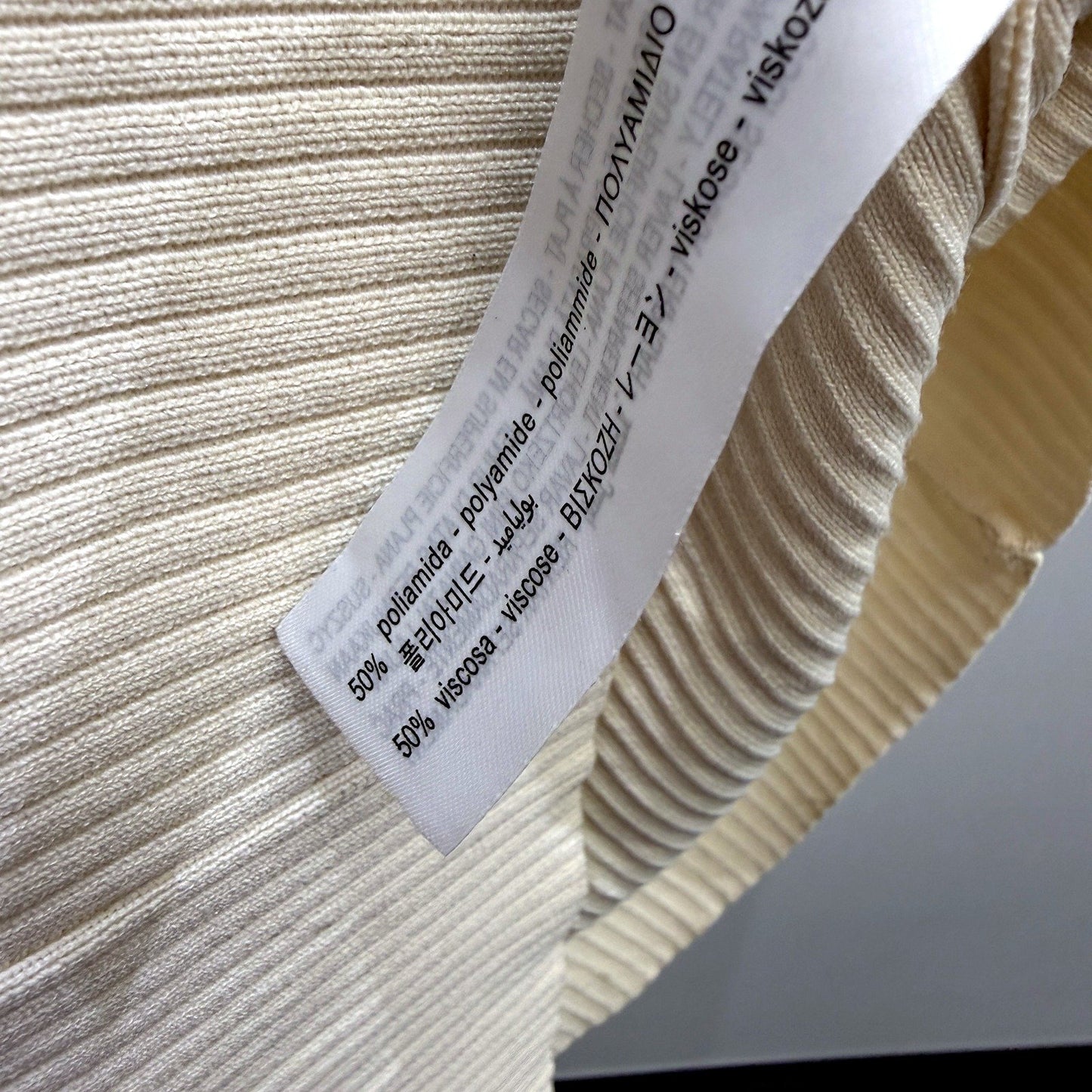 Zara Womens Ribbed Knit Maxi Dress in Cream - Comfortable Casual Style Size M