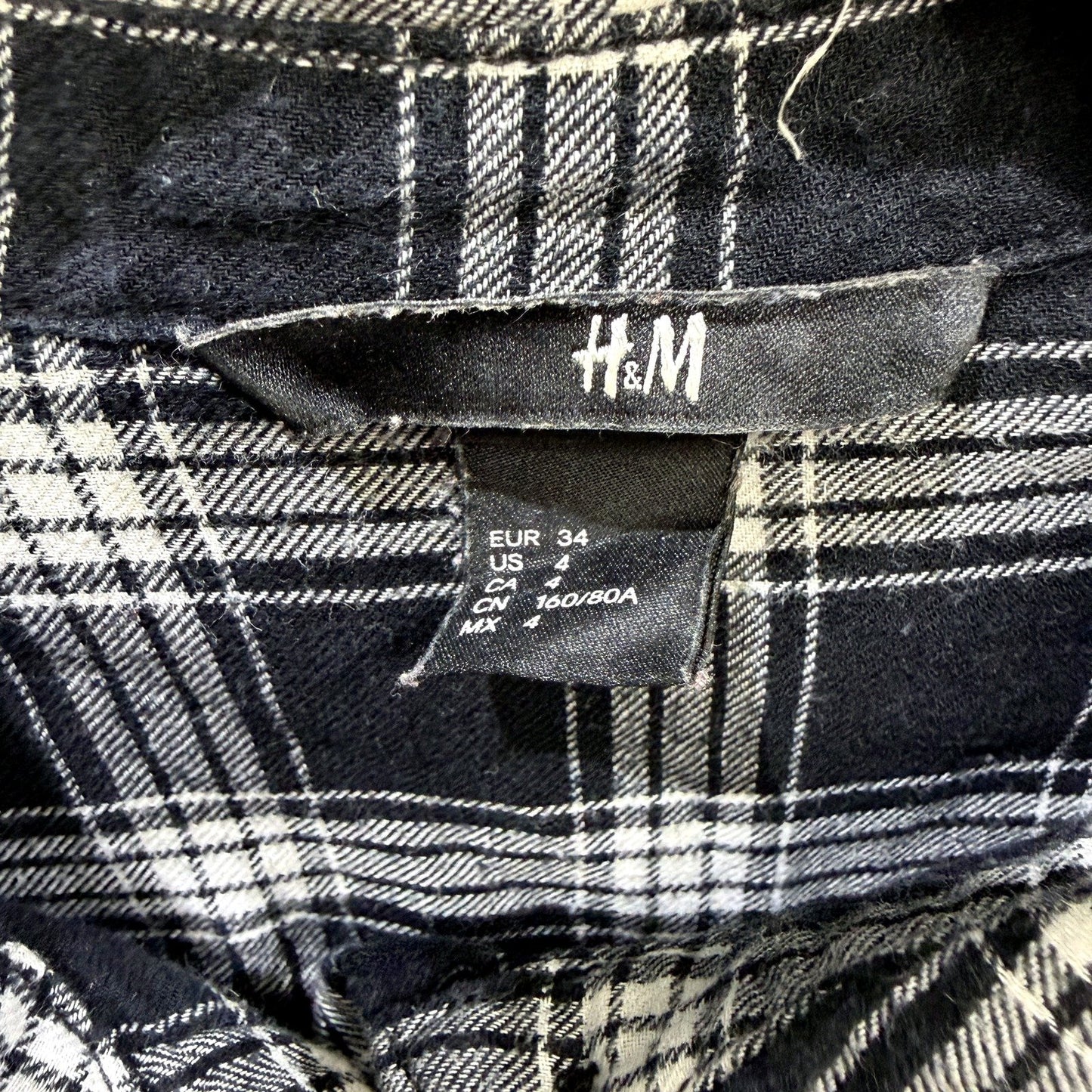 H&M Womens Plaid Flannel Shirt Cotton Button Down Casual Top Black and White