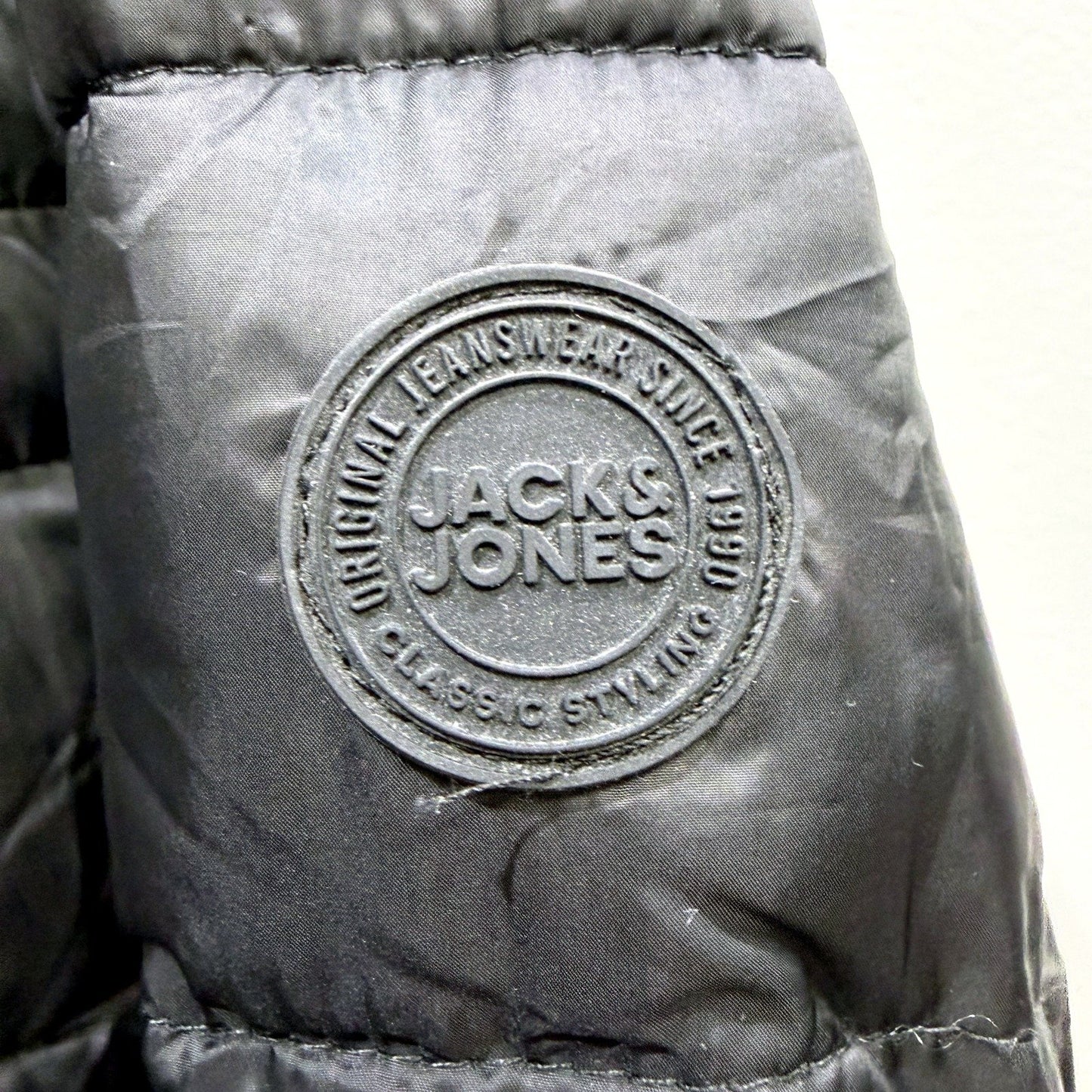 Jack & Jones Mens Hooded Puffer Jacket in Black with Quilted Nylon Design Size M
