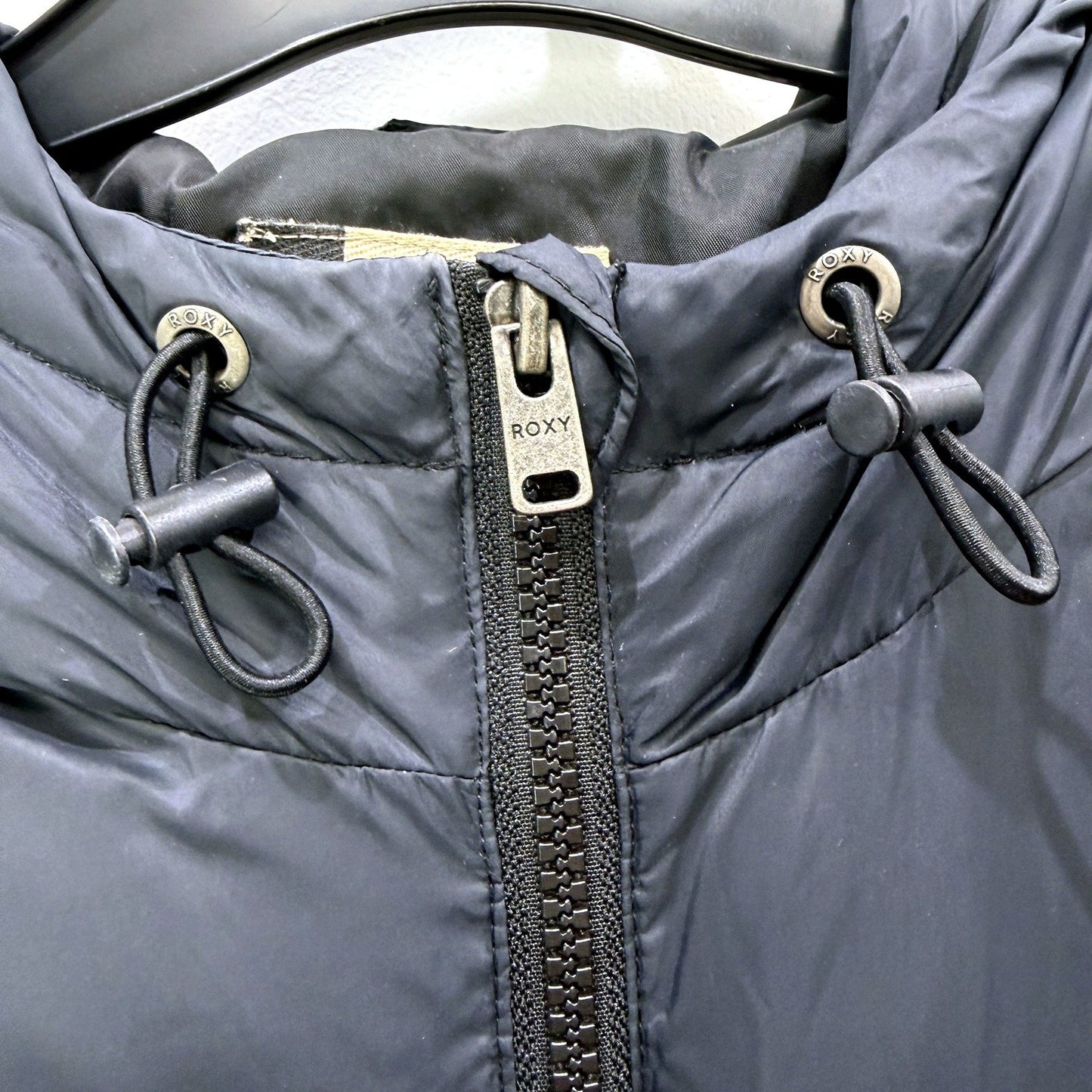 Roxy Womens Warm Hooded Ocean Ways Puffer Jacket in Navy Size 10