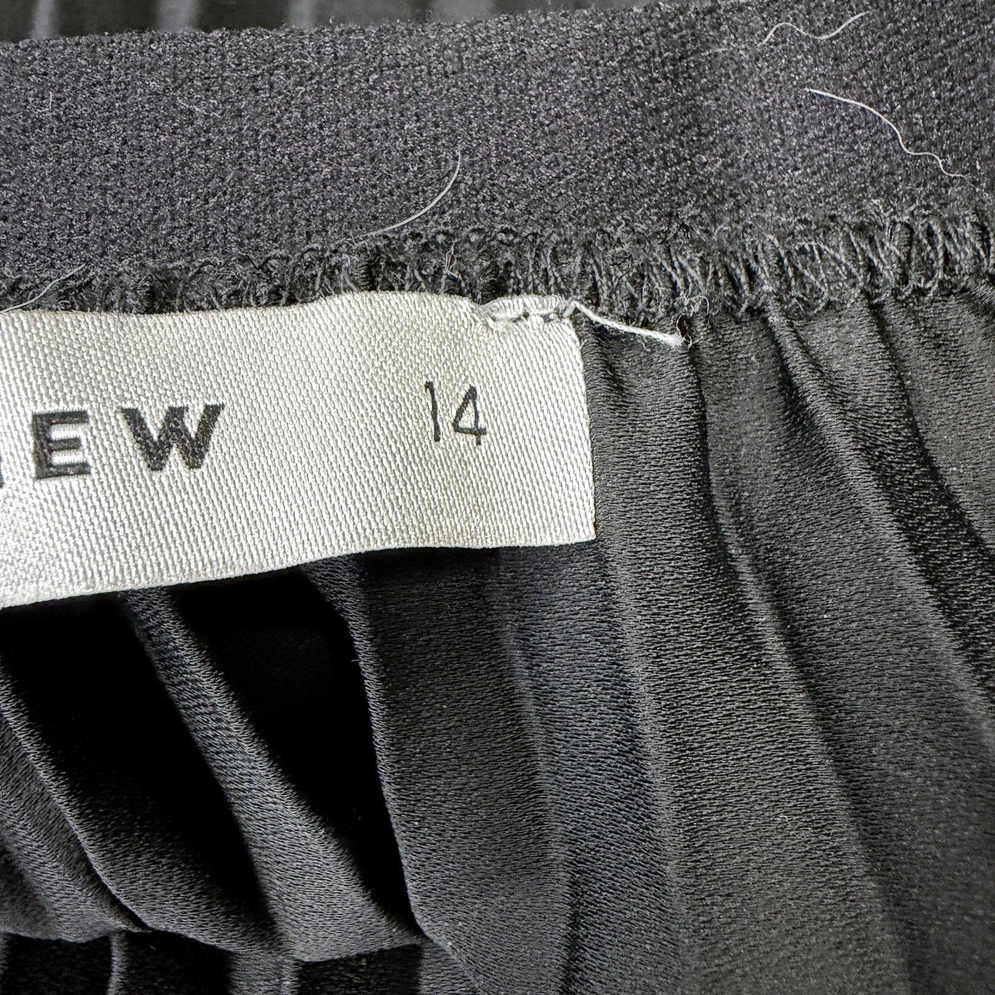 Preview Womens Pleated Midi Skirt in Black and Pink for Size 14
