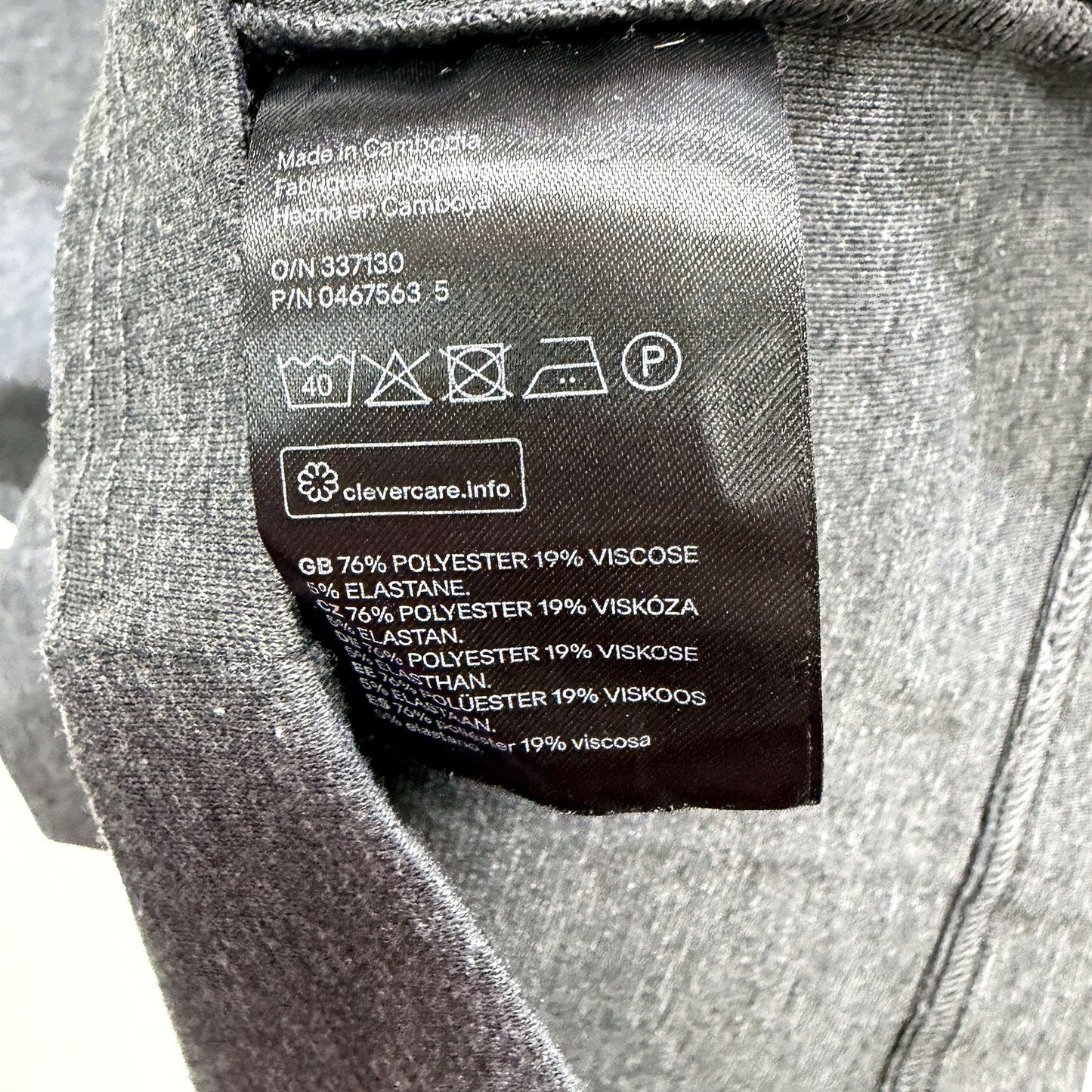 H&M Womens Charcoal Gray Pullover Sweatshirt in Extra Small Size