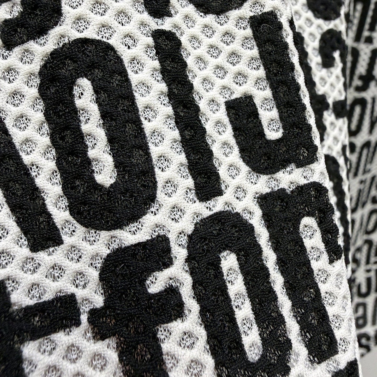 SQG Womens Pullover Sweatshirt Graphic Oversized Black and White Size 4XL NEW