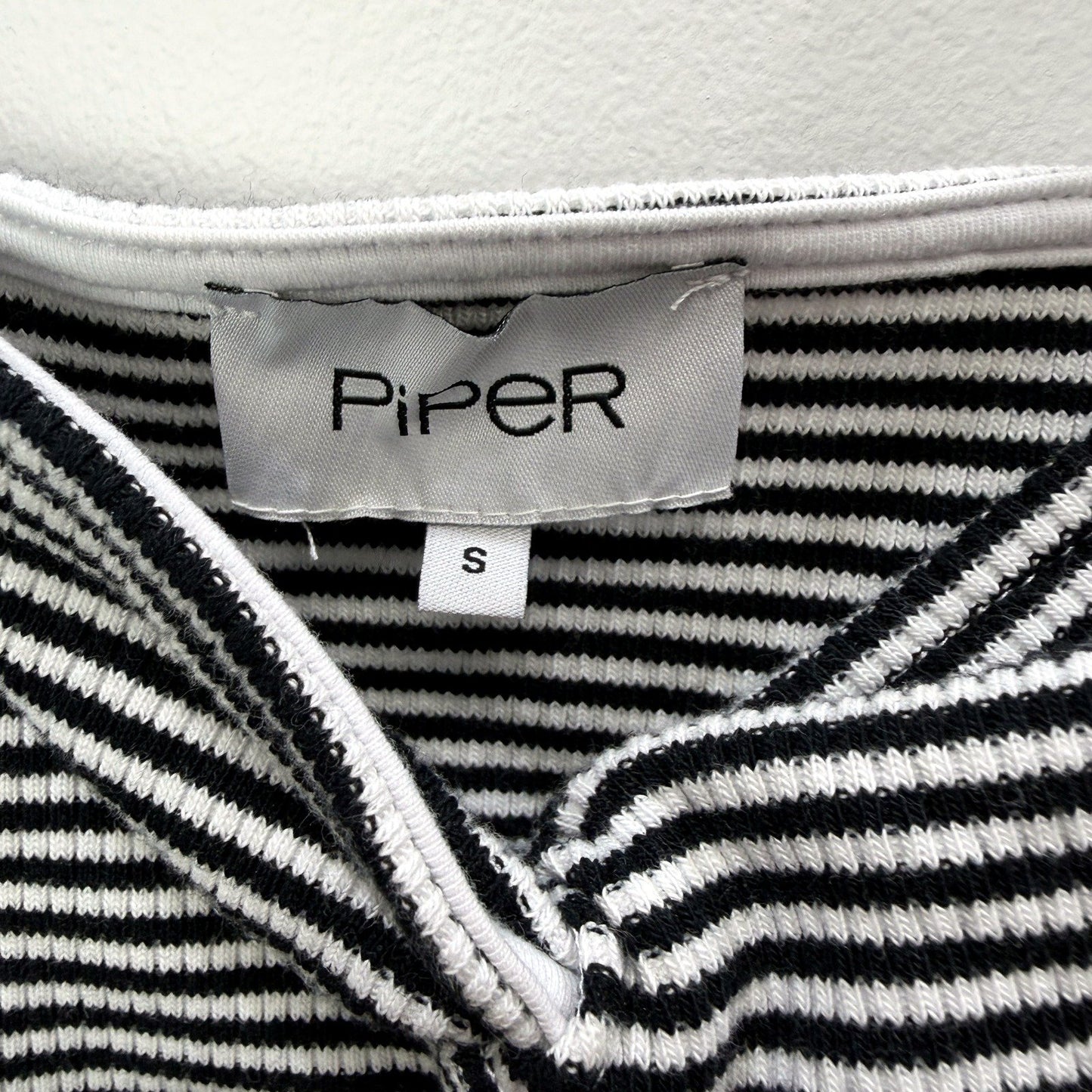 Piper Womens Striped Cropped Tank Top Black and White Sleeveless Size S