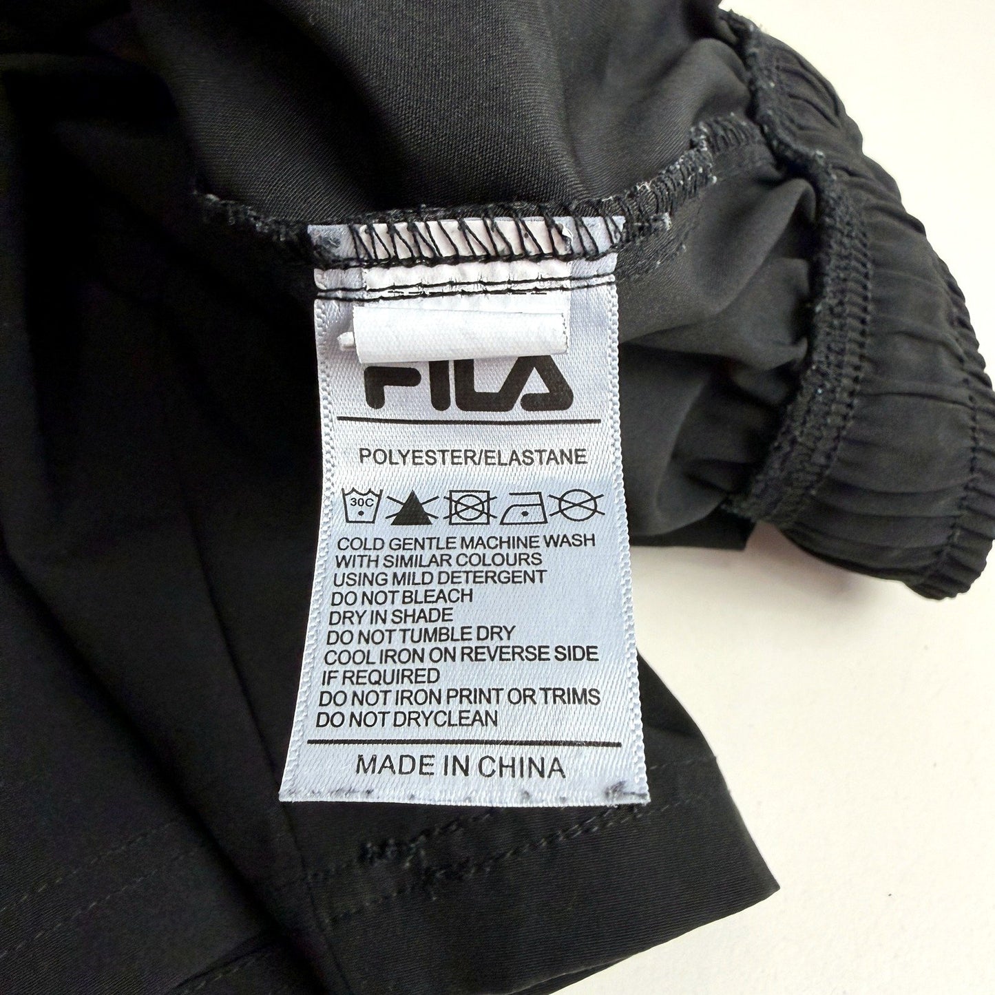 Fila Mens Athletic Gym Workout Shorts in Black 3XL Size