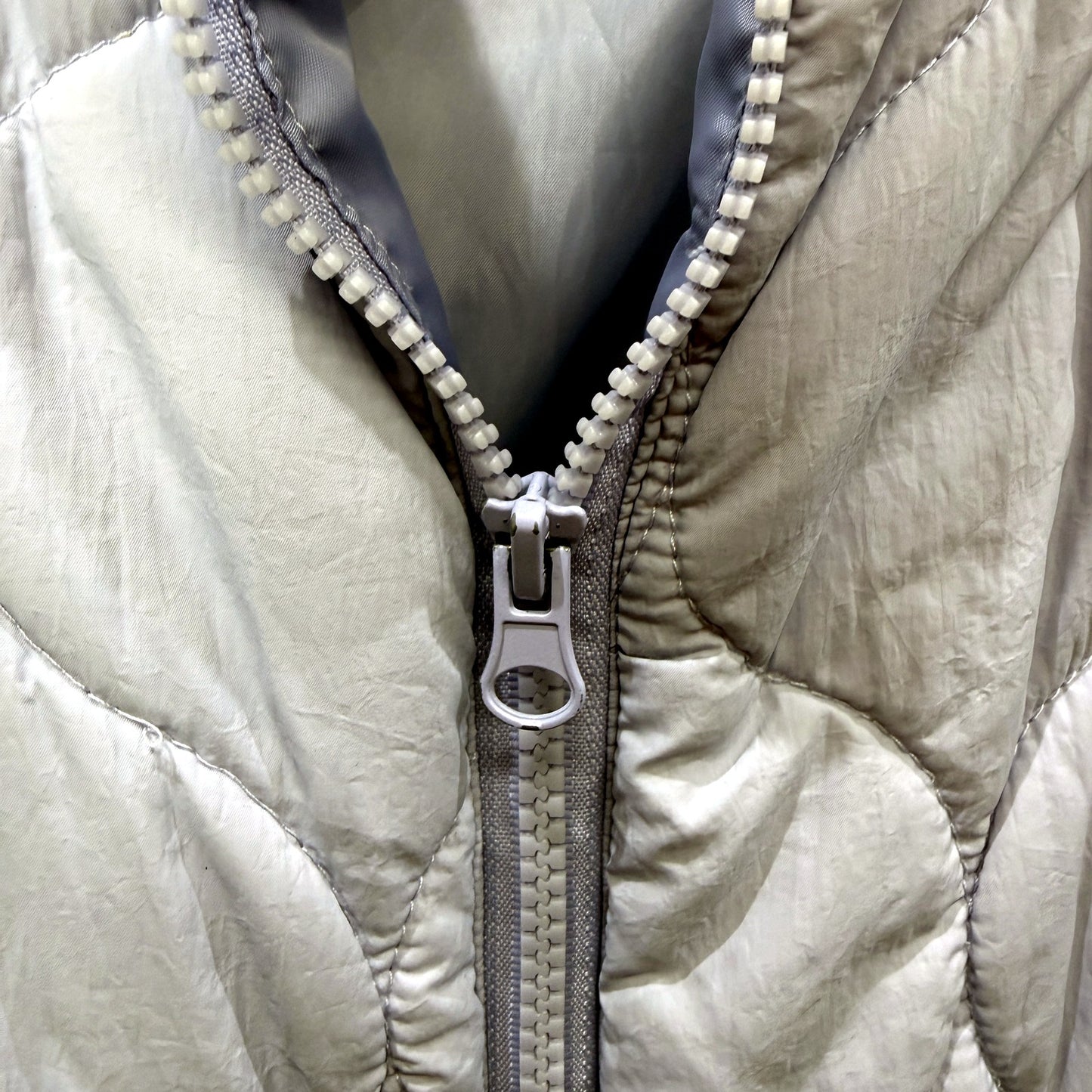Quilted Womens Insulated Puffer Vest in Light Blue, Size XL